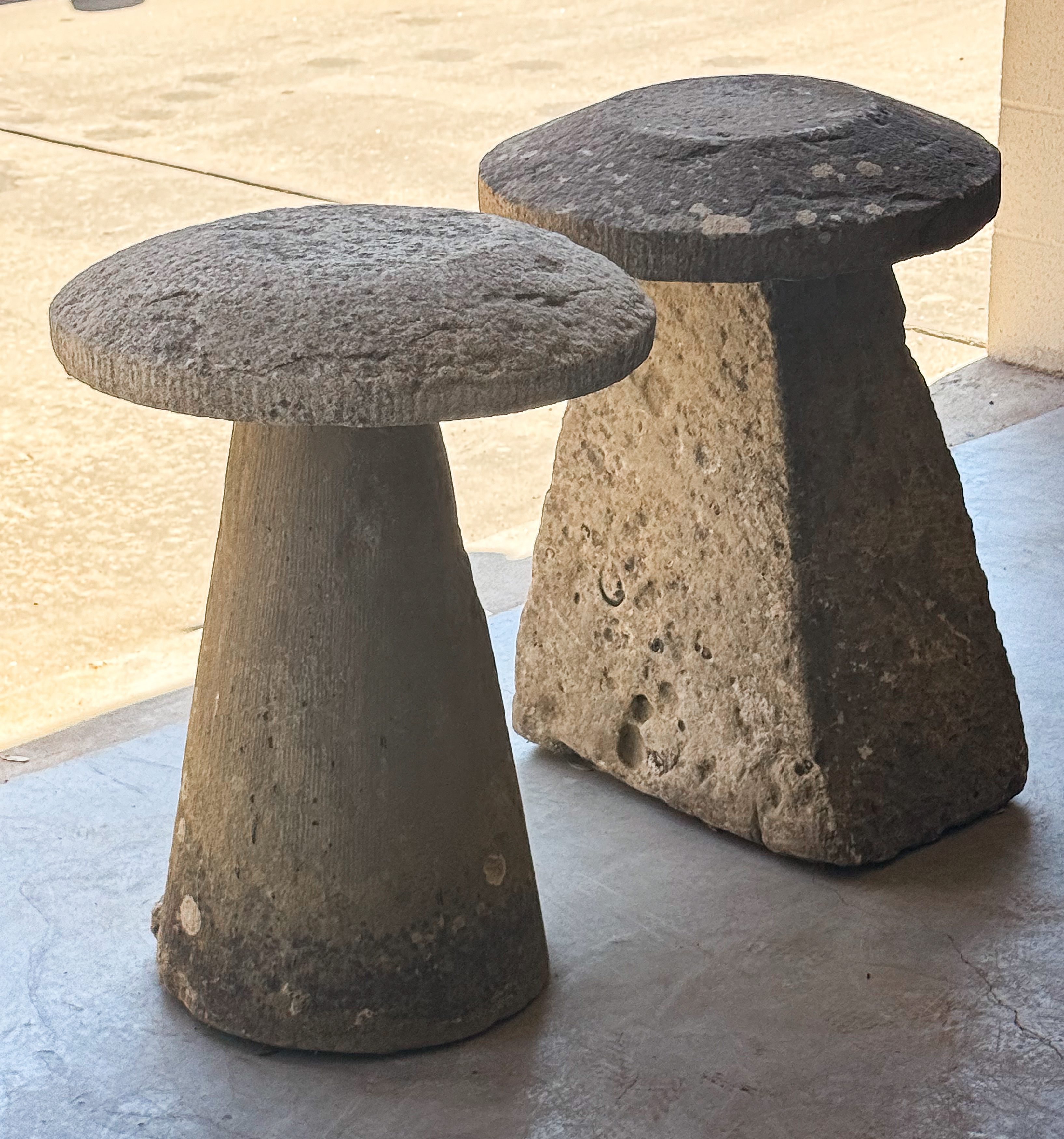 ee654_staddle_stone_b_001_71088339