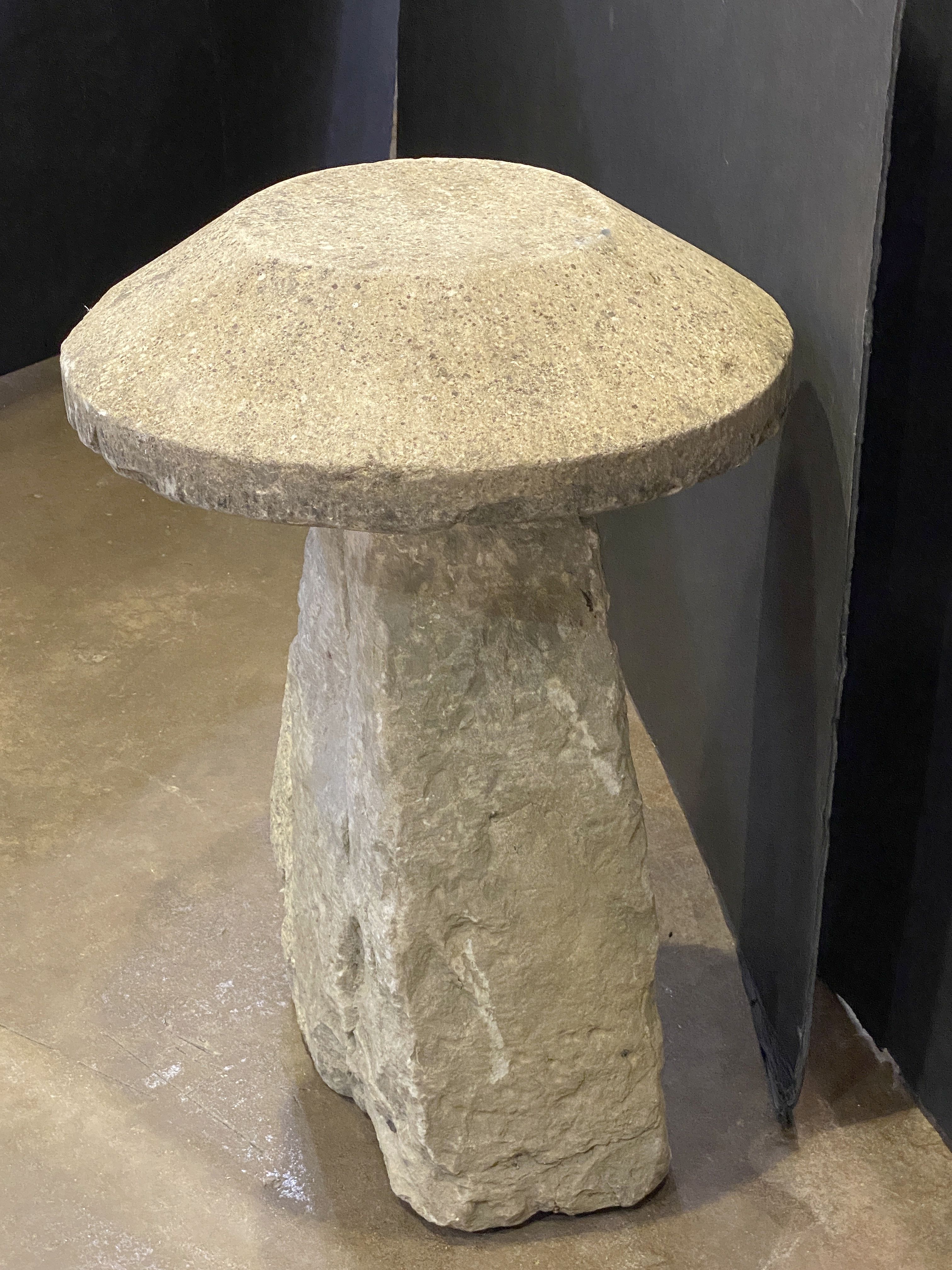 ee654_stone_steddle_b_9