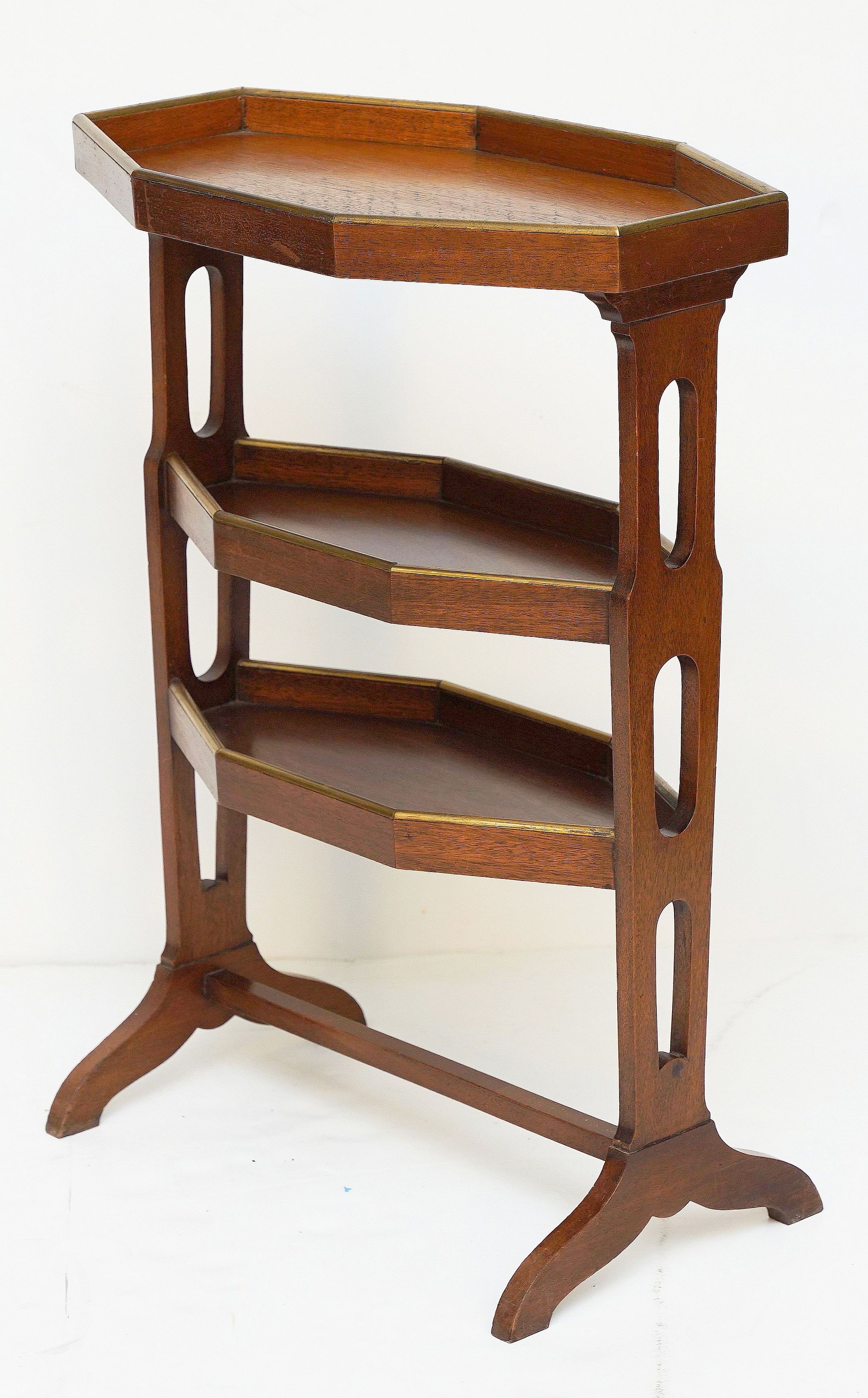 ee685_french_mahogany_side_table__main_to_be_doubled