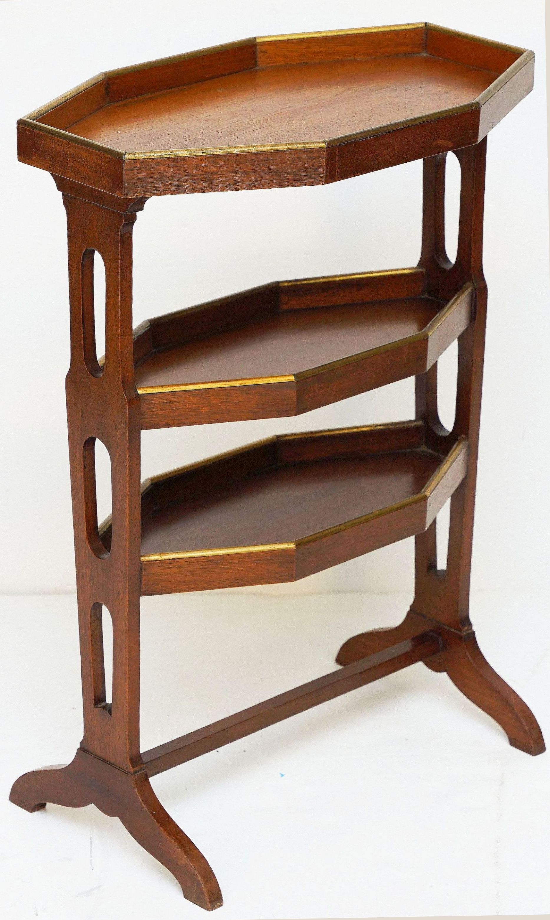 ee685_french_mahogany_side_table_merge