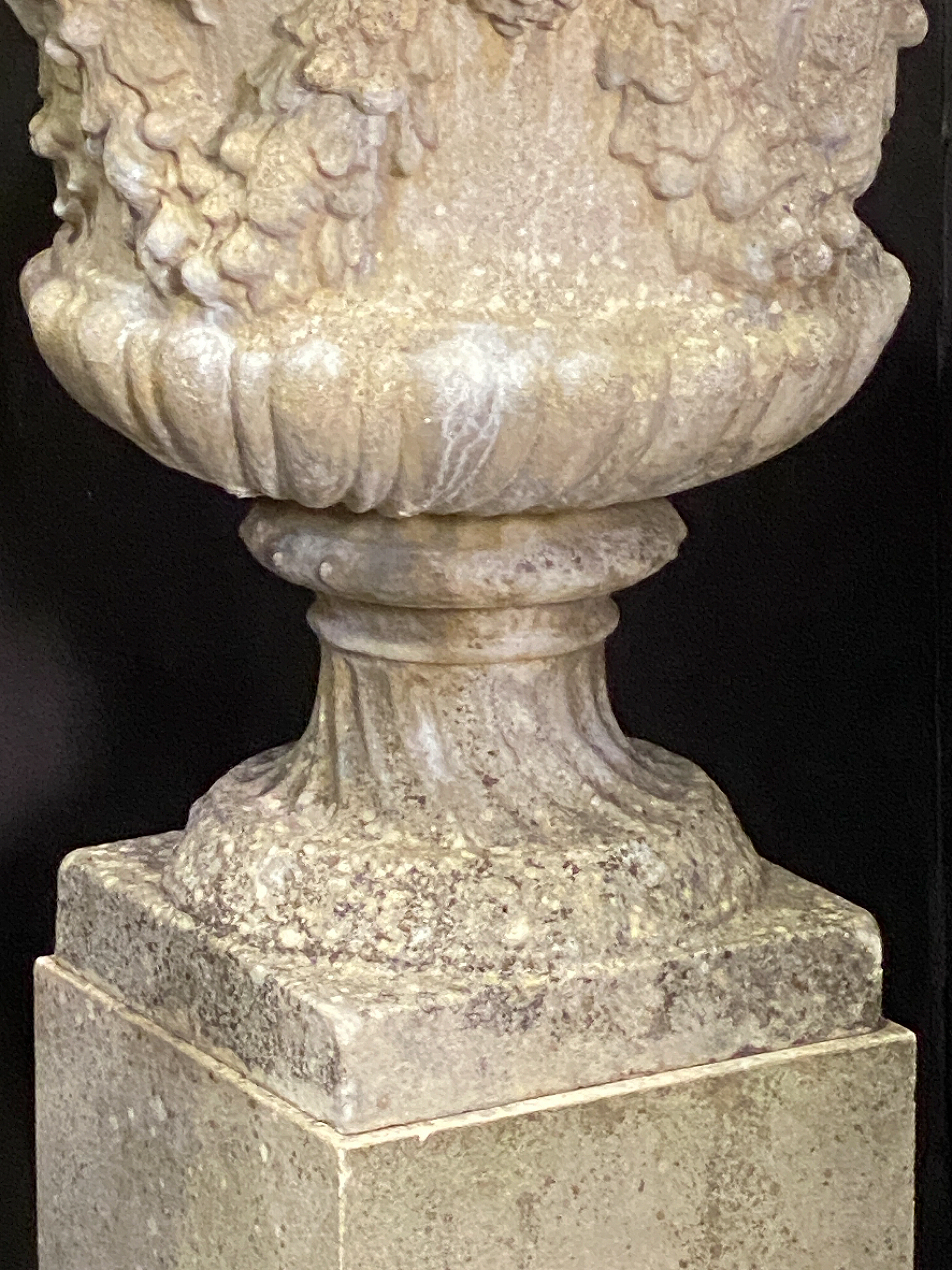 ff022_reconstituted_stone_campana_urn_on_pedestal__22