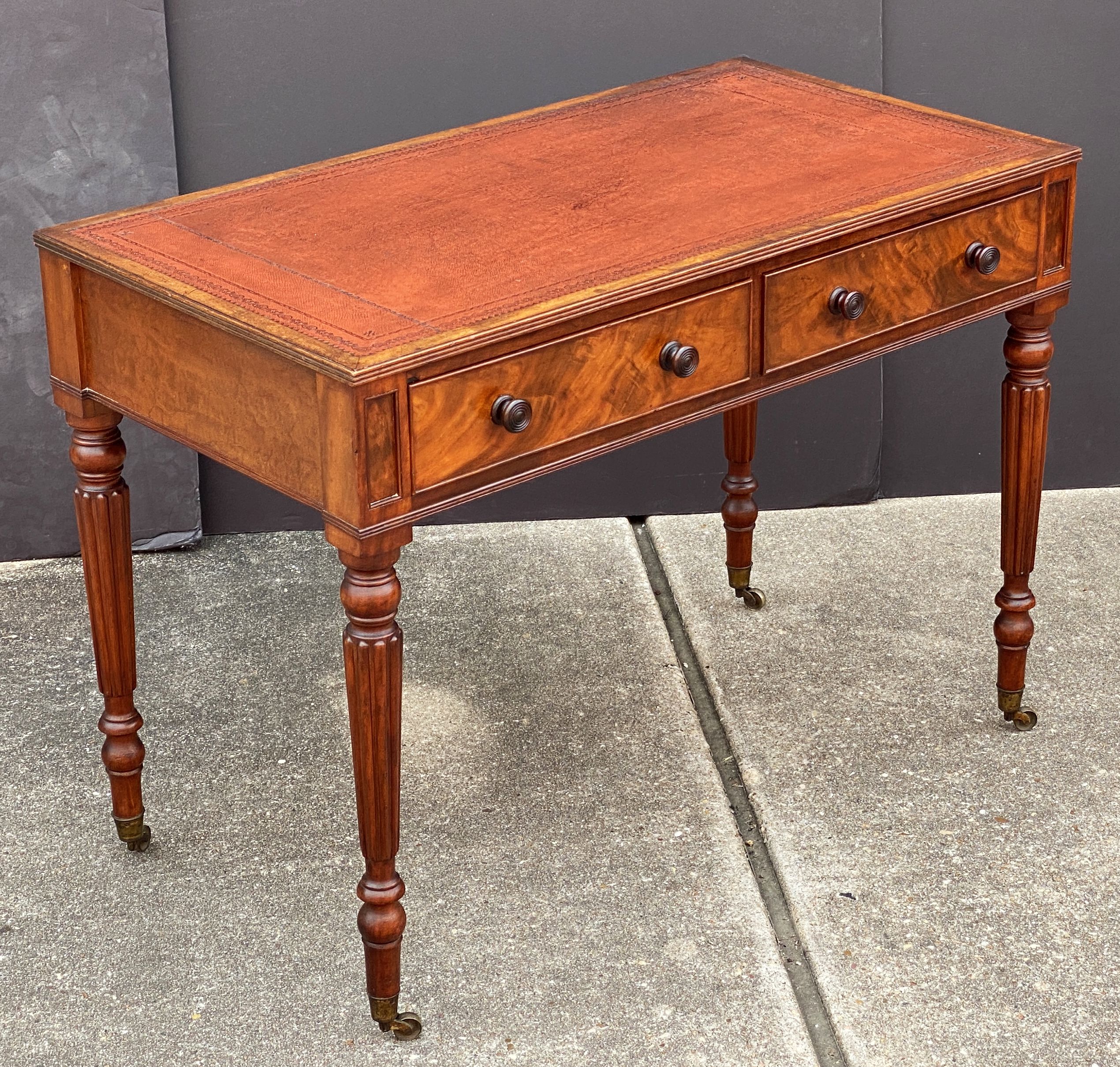 ff041_regency_mahogany_2-drawer_writing_table_with_leather_top_19