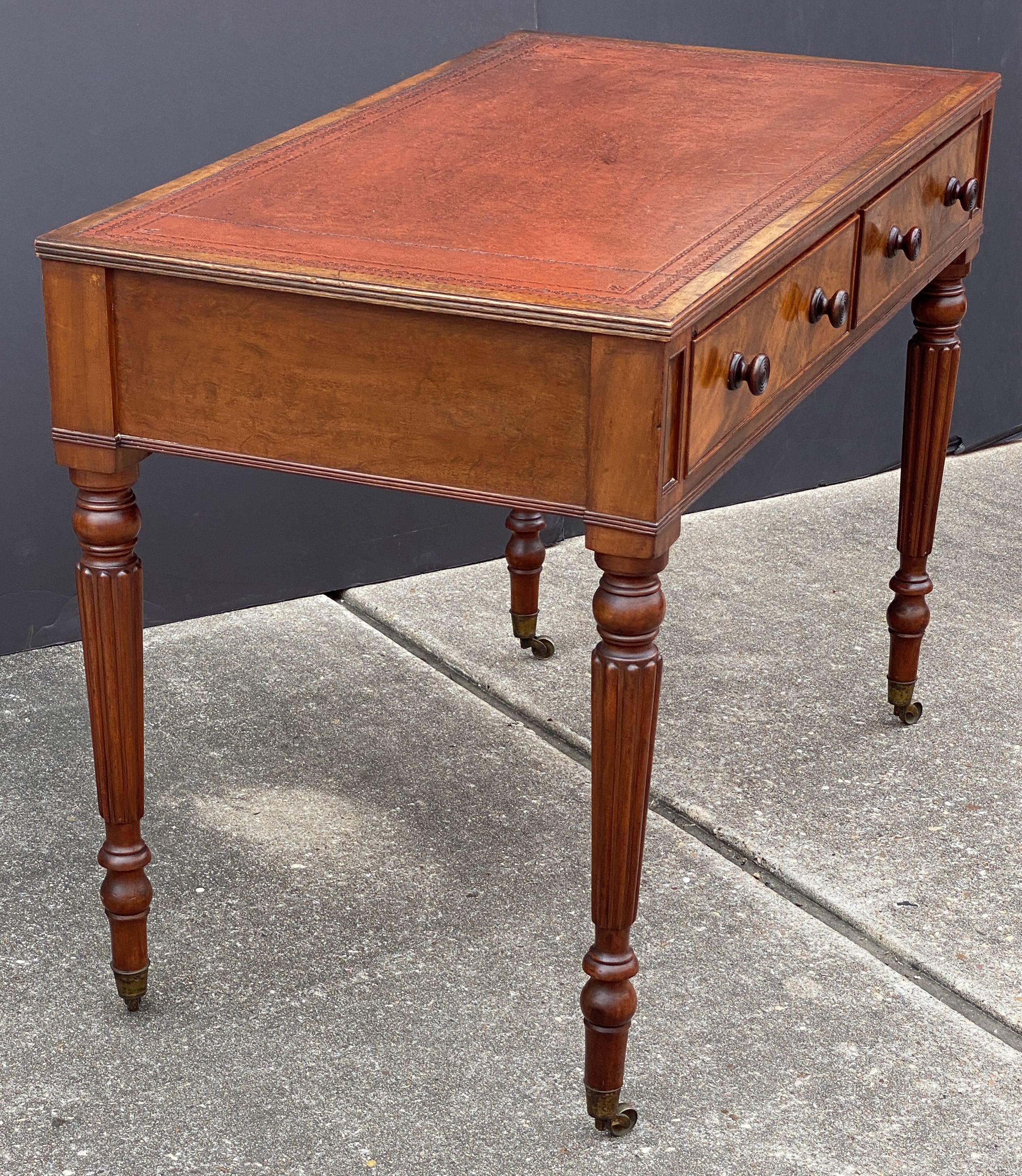 ff041_regency_mahogany_2-drawer_writing_table_with_leather_top_24