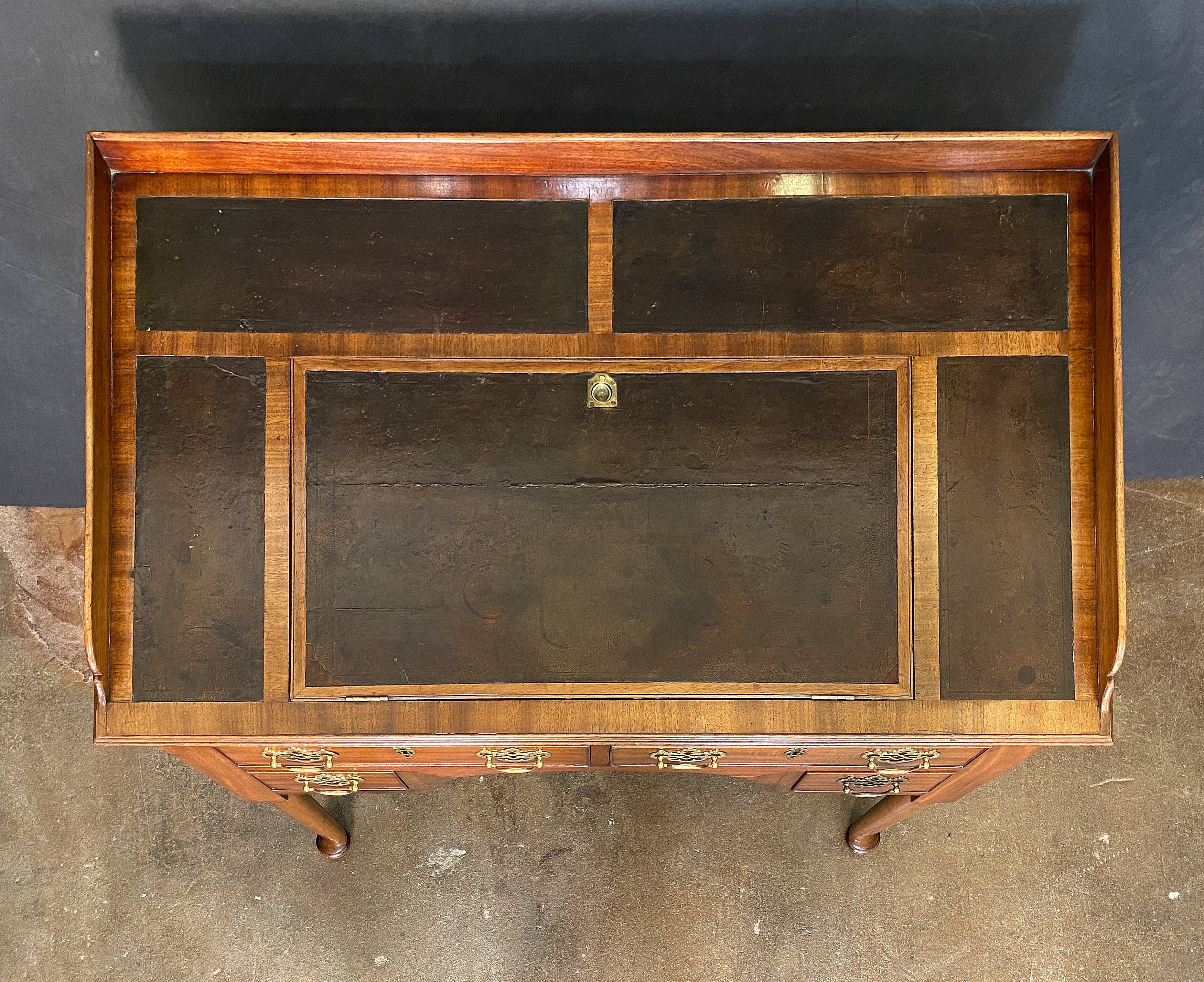 ff042_architects_desk__45