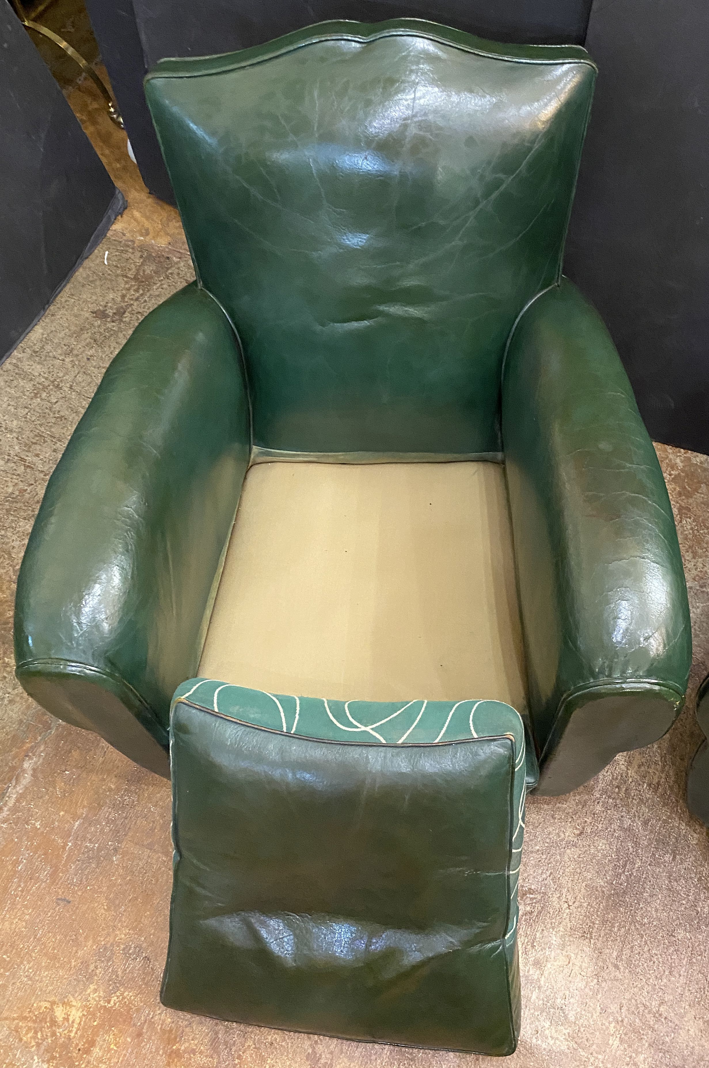 ff057_dark_green_club_leather_chair_64