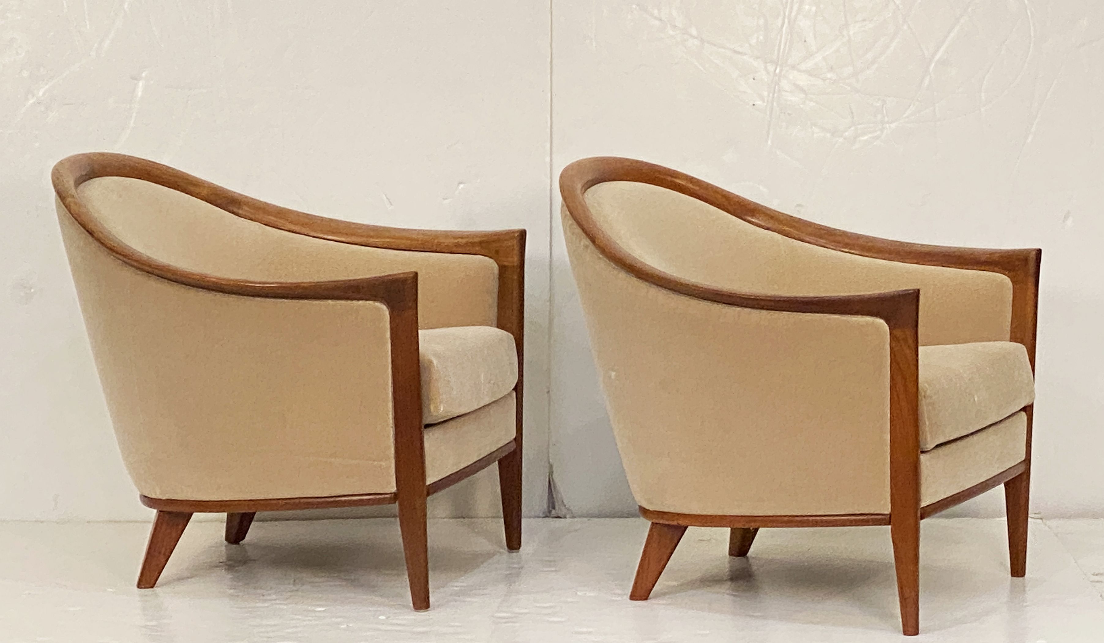 ff060_pair_of_swedish_chairs_by_bertil_fridhagen_45