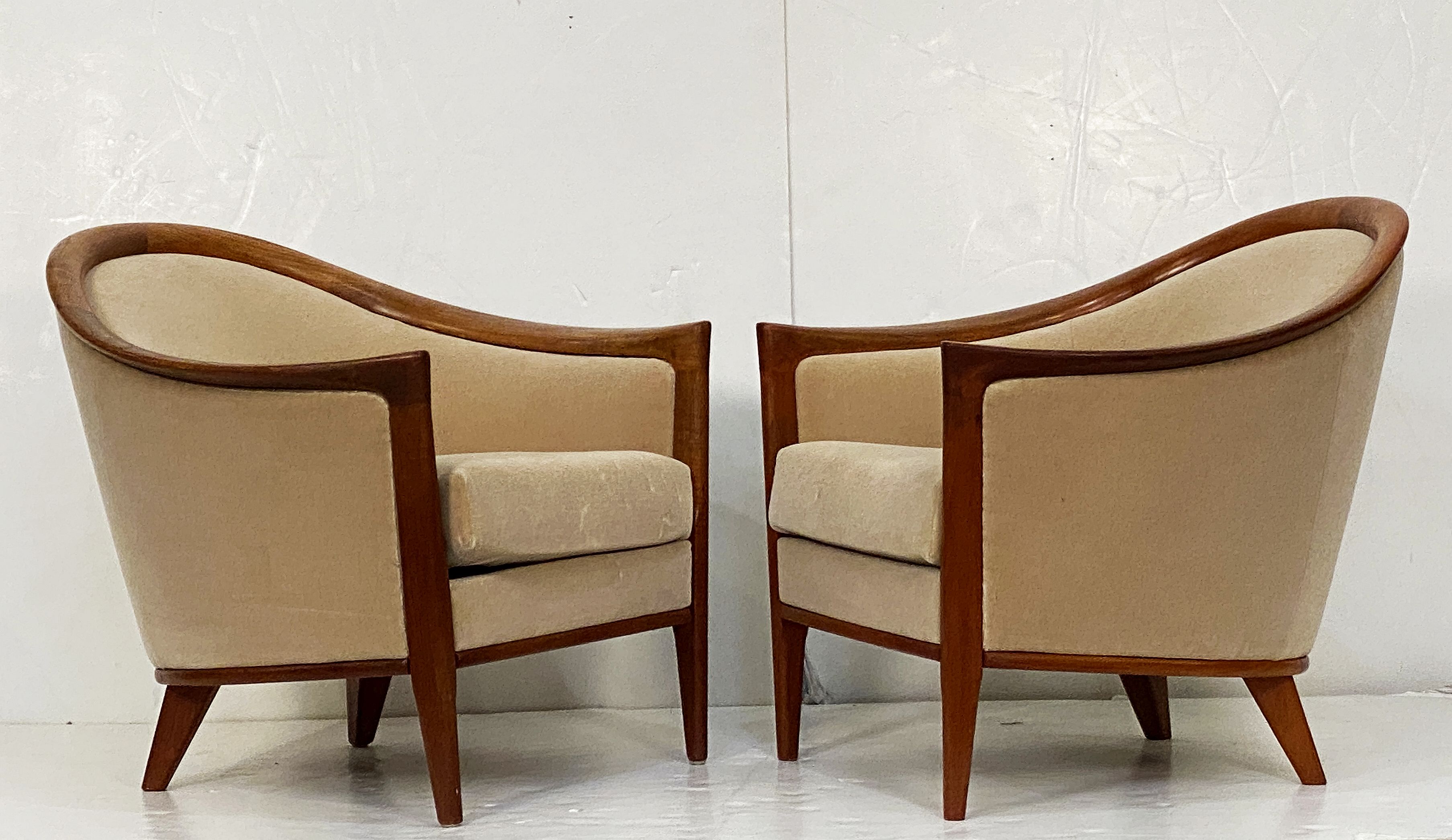 ff060_pair_of_swedish_chairs_by_bertil_fridhagen_5