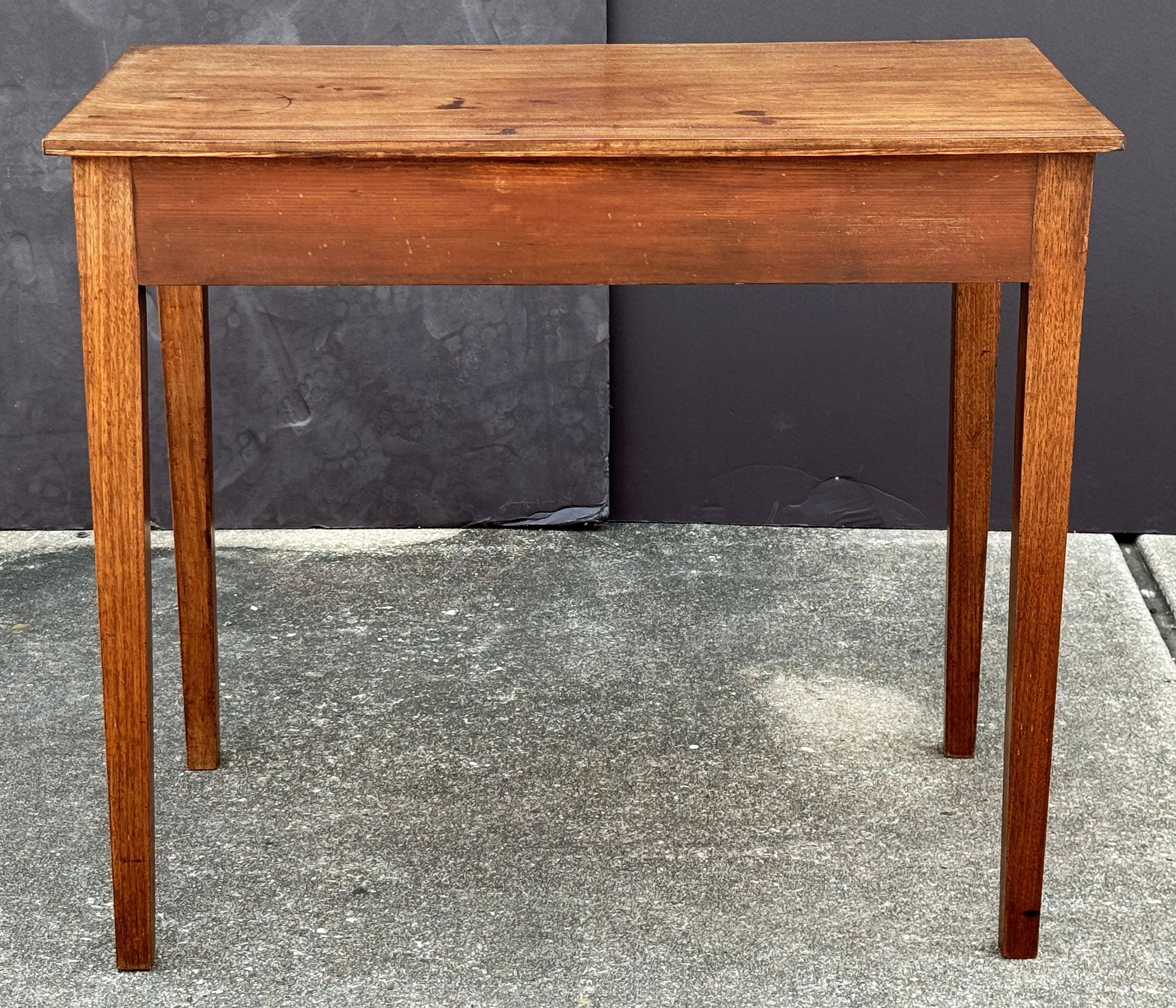 ff118_mahogany_side_table_35