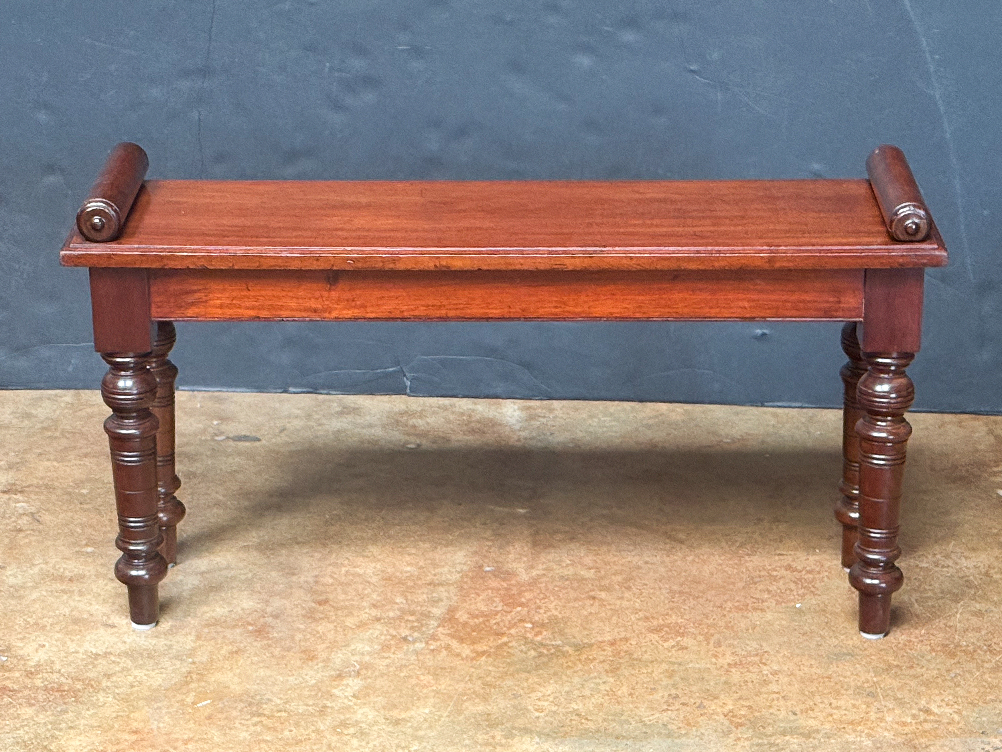 ff122_edwardian_hall_bench_008