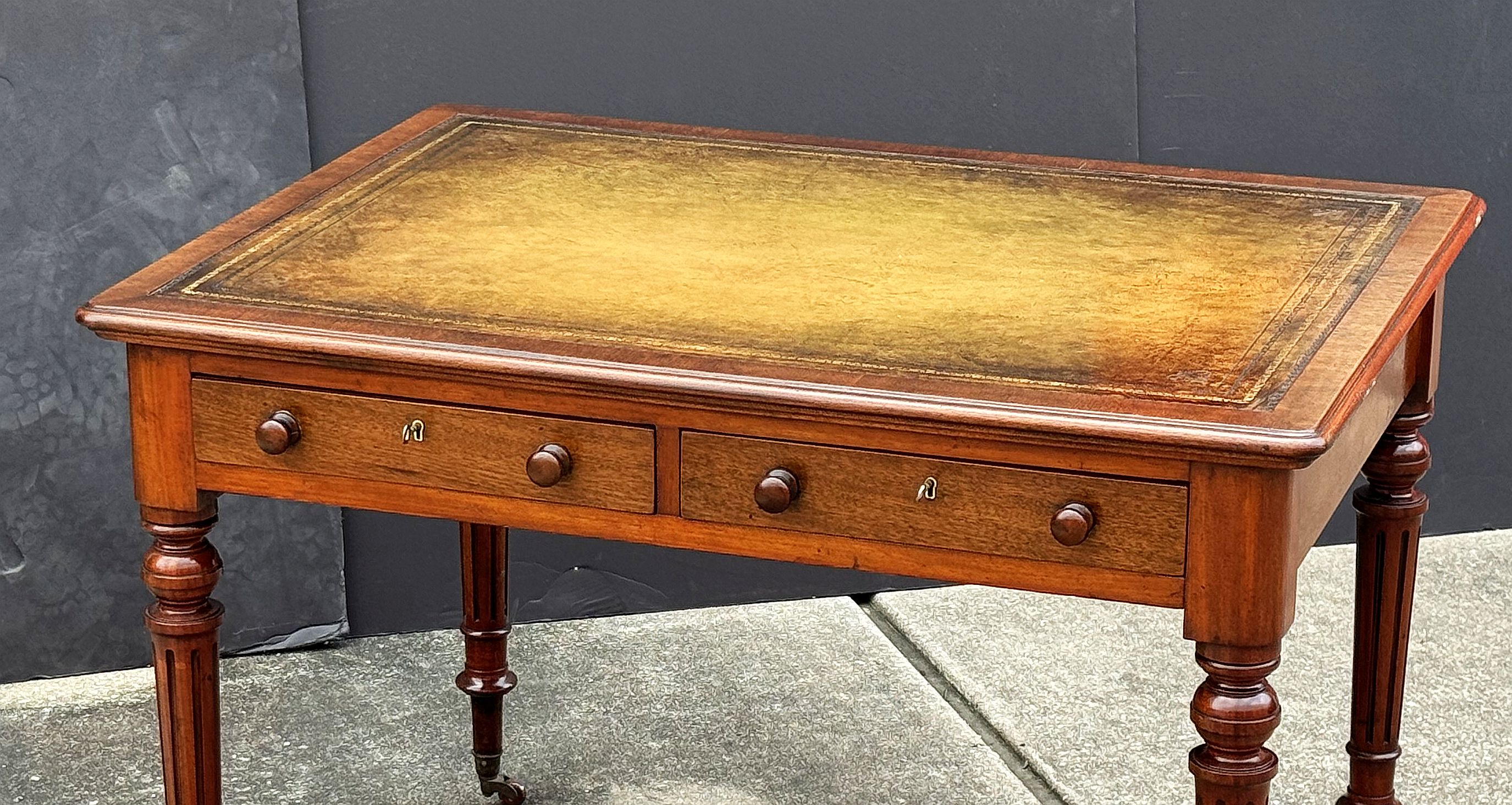 ff142_antique_writing_table_with_leather_insert_39