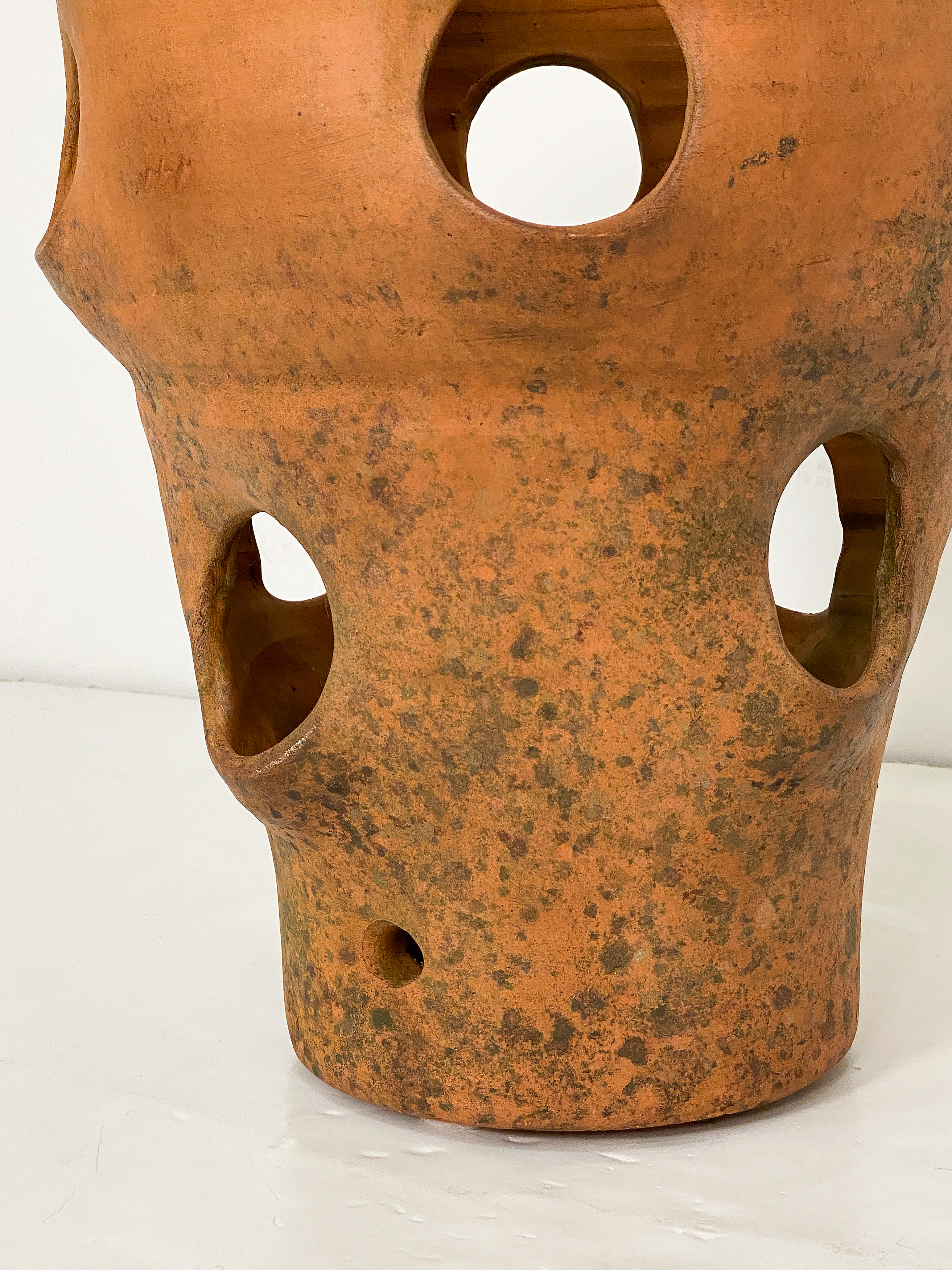 ff155_pair_of_strawberry_pots_16