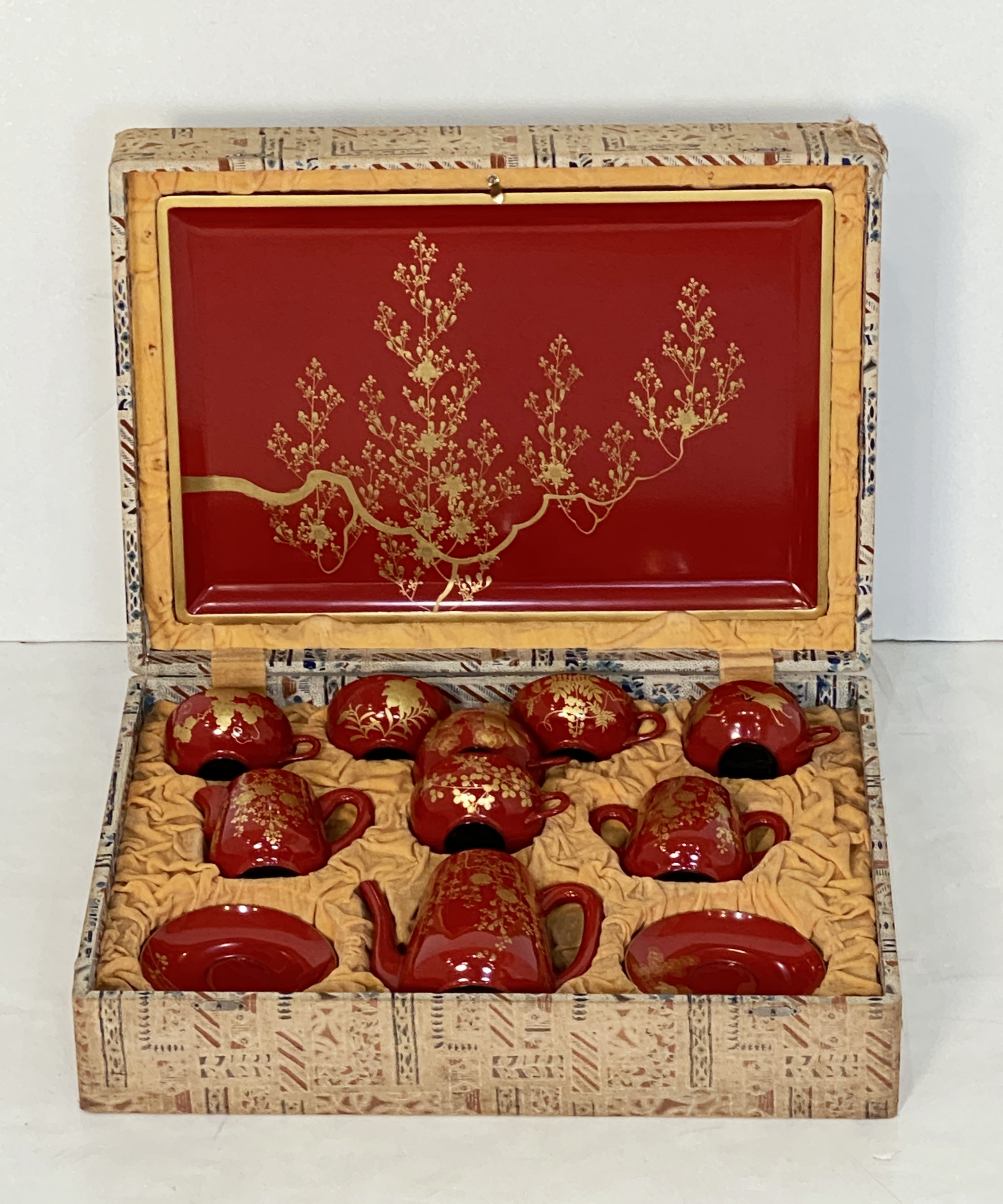 ff166_lacquered_japanese_tea_set_1_copy