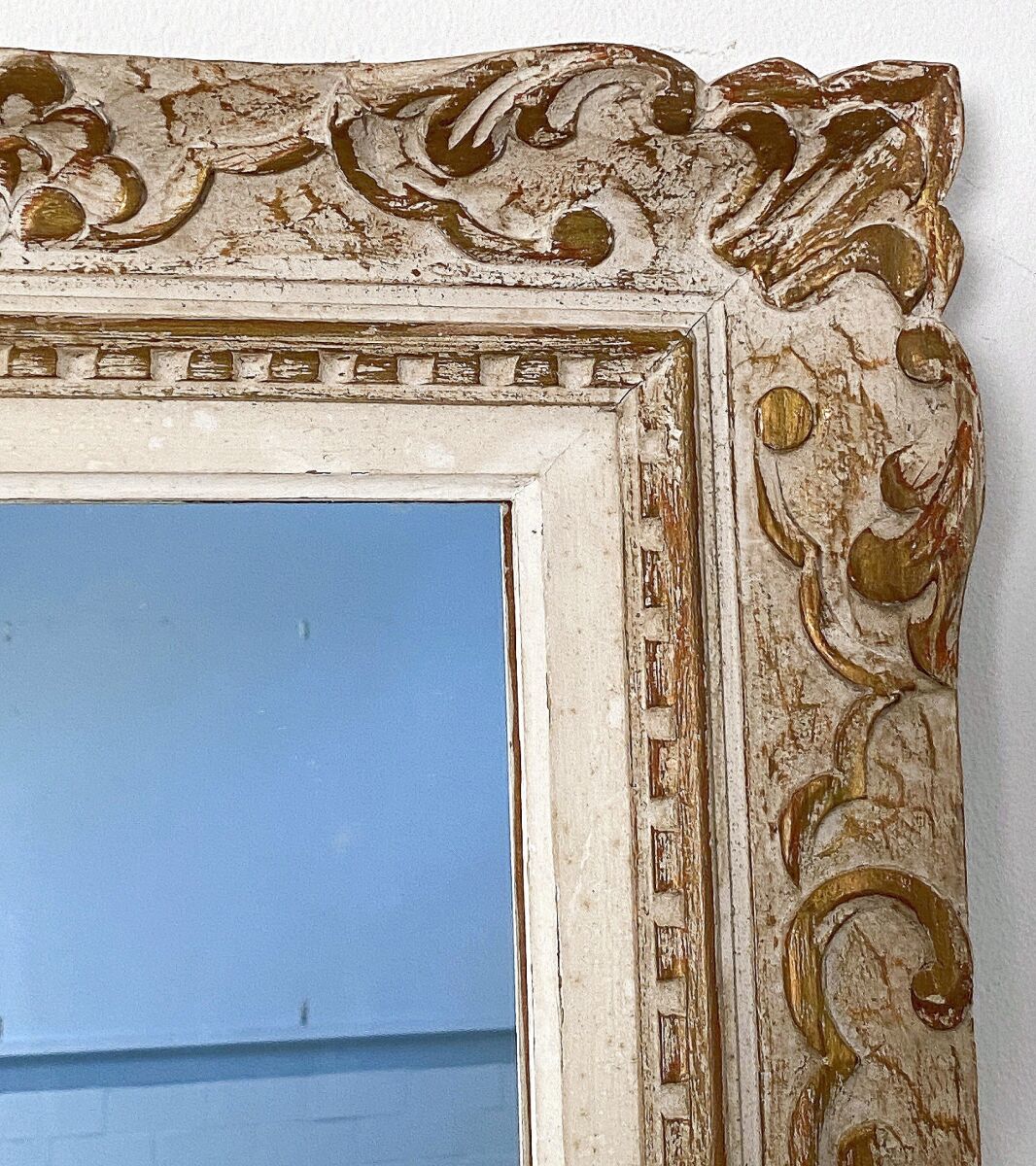 ff172_pair_of_wood_carved_mirrors_7_copy