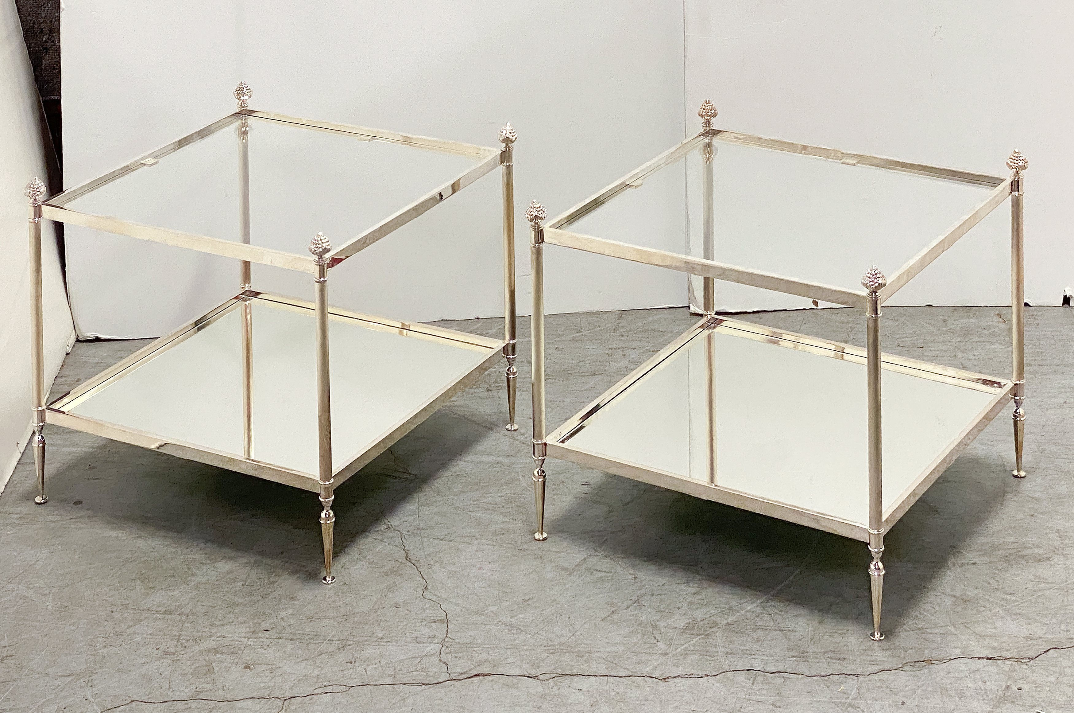 ff173_glass_tables_15