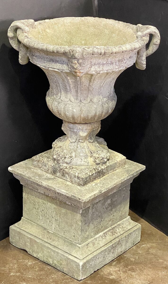 ff177_large_composition_garden_urn_on_pedestal__31_copy