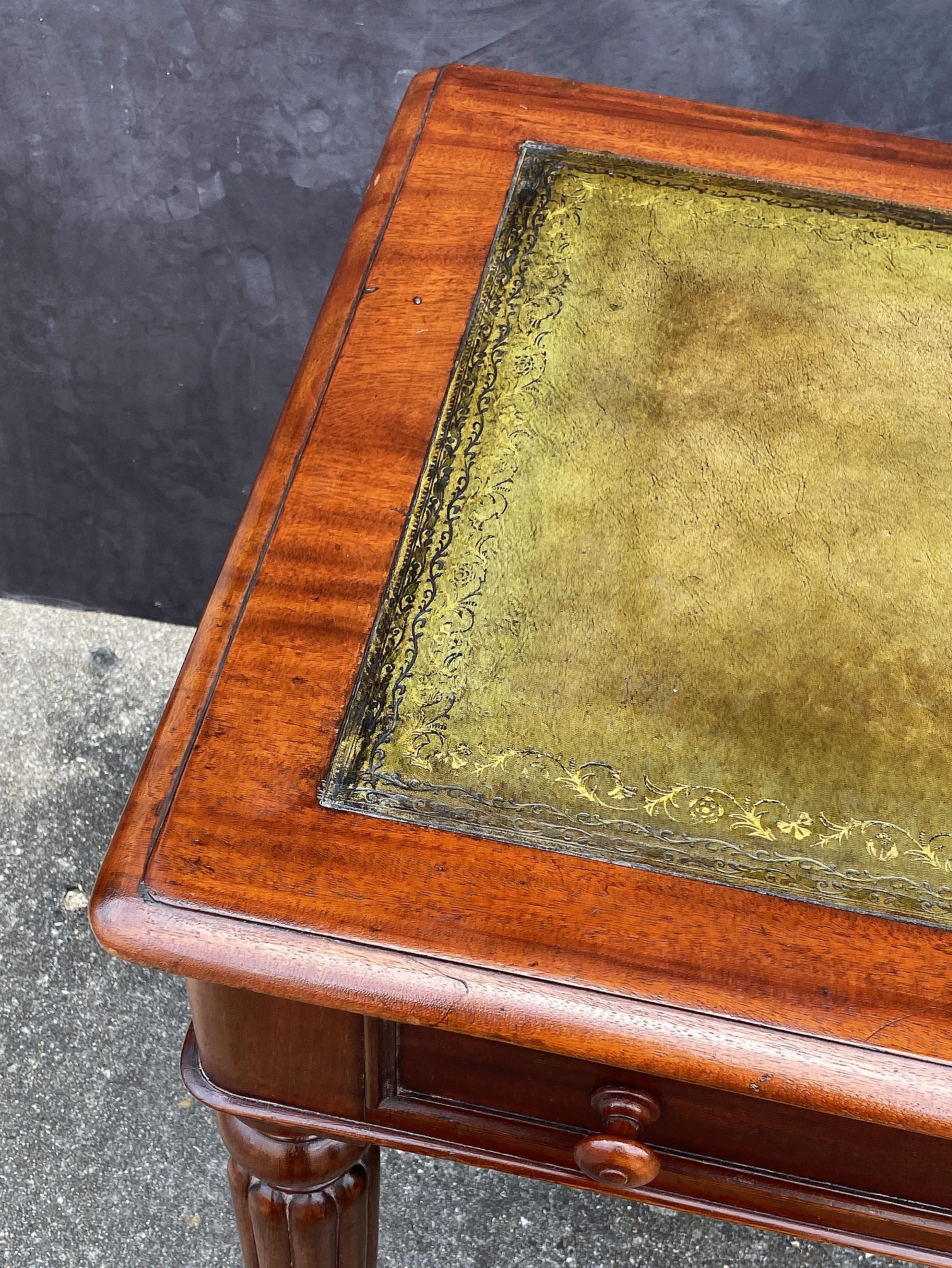 ff192_victorian_mahogany_writing_table_25