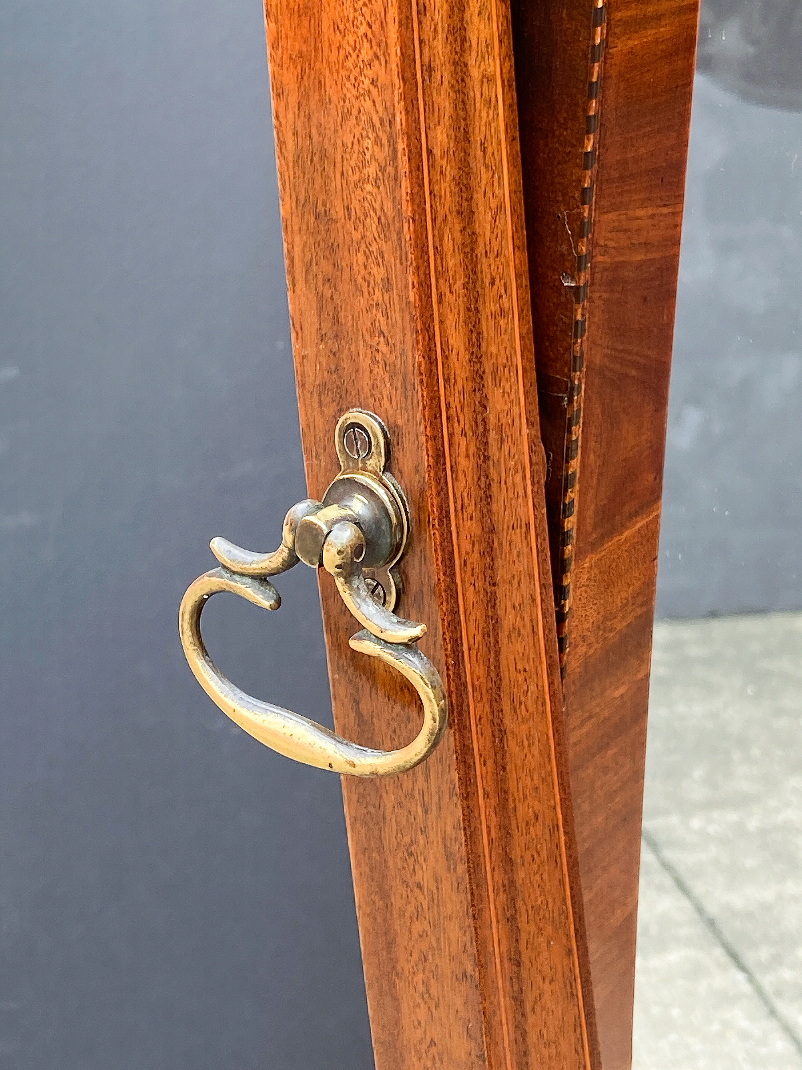 ff196_queen_anne_oval_cheval_mirror_30