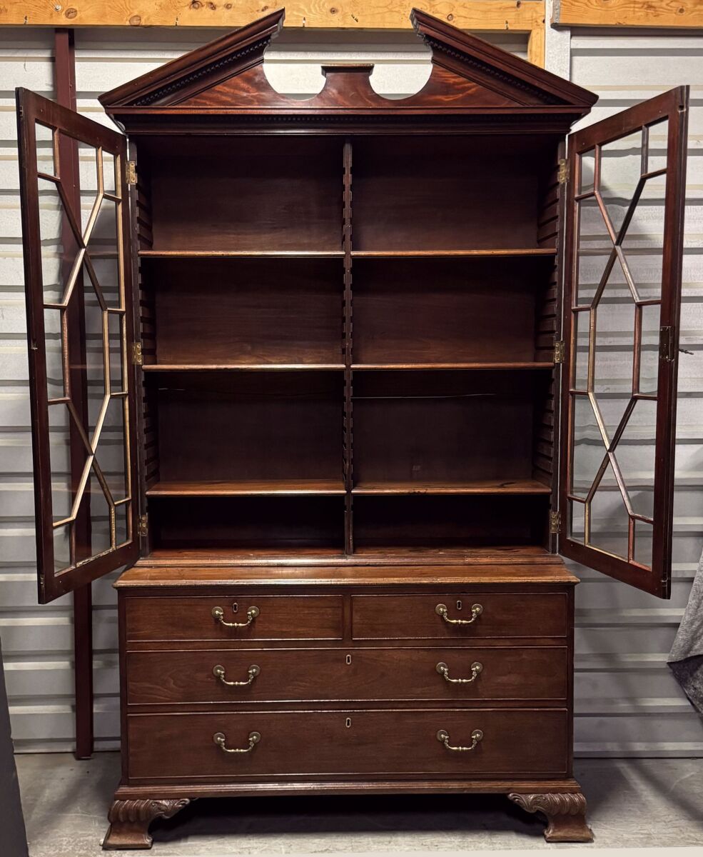 ff197_mahogany_astragal_glazed_bookcase_on_chest_22_copy