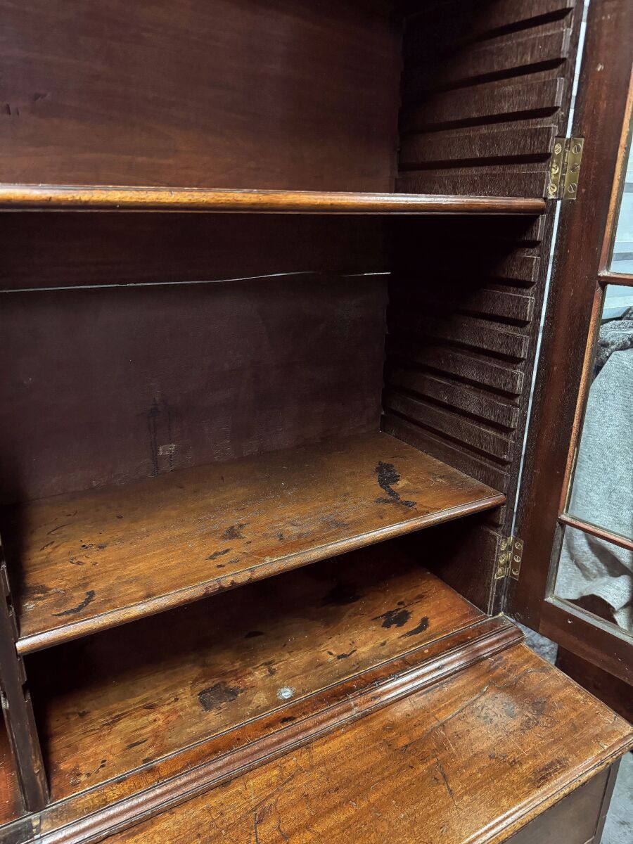 ff197_mahogany_astragal_glazed_bookcase_on_chest_24_copy