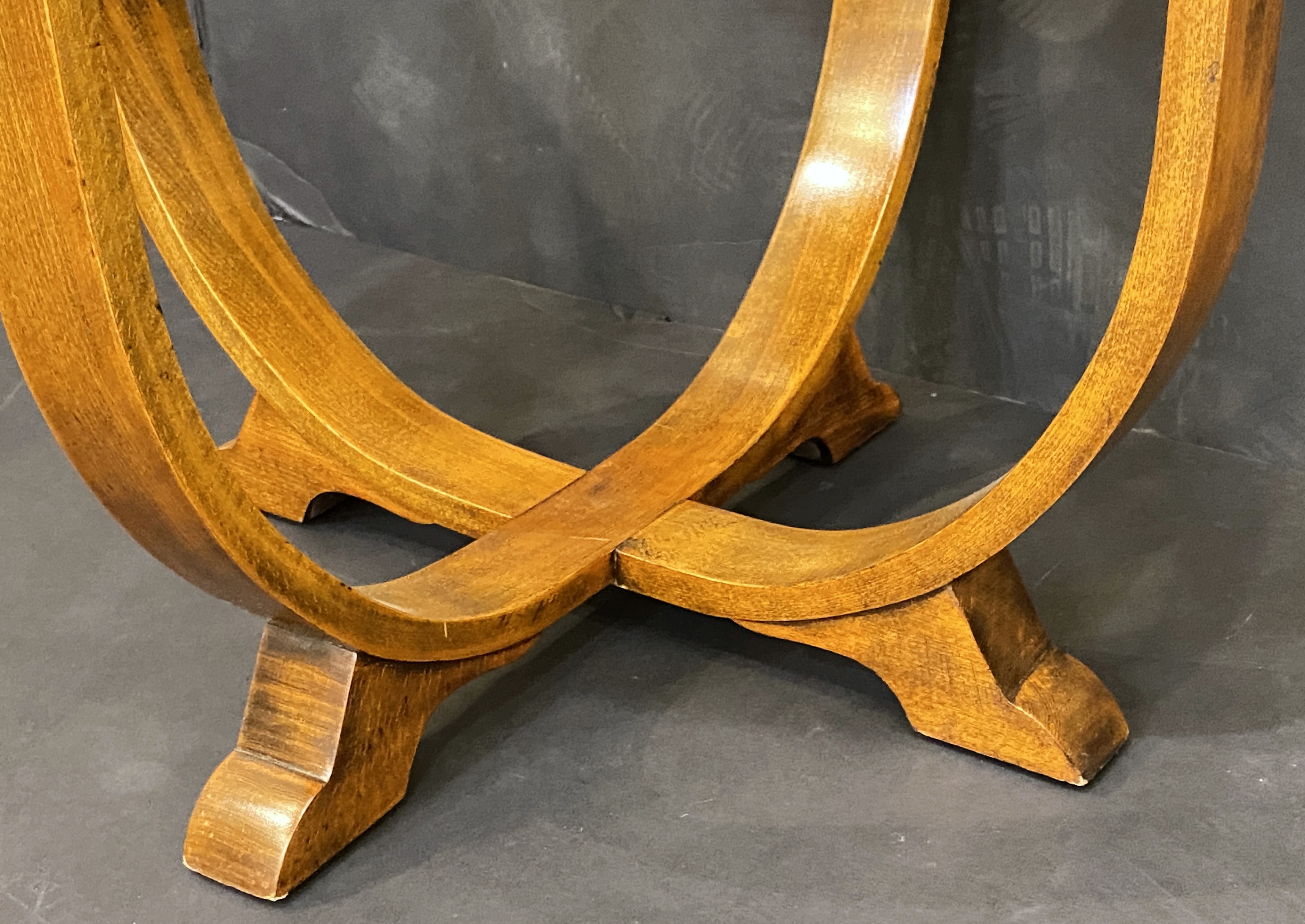 ff212_round_beech_table_20