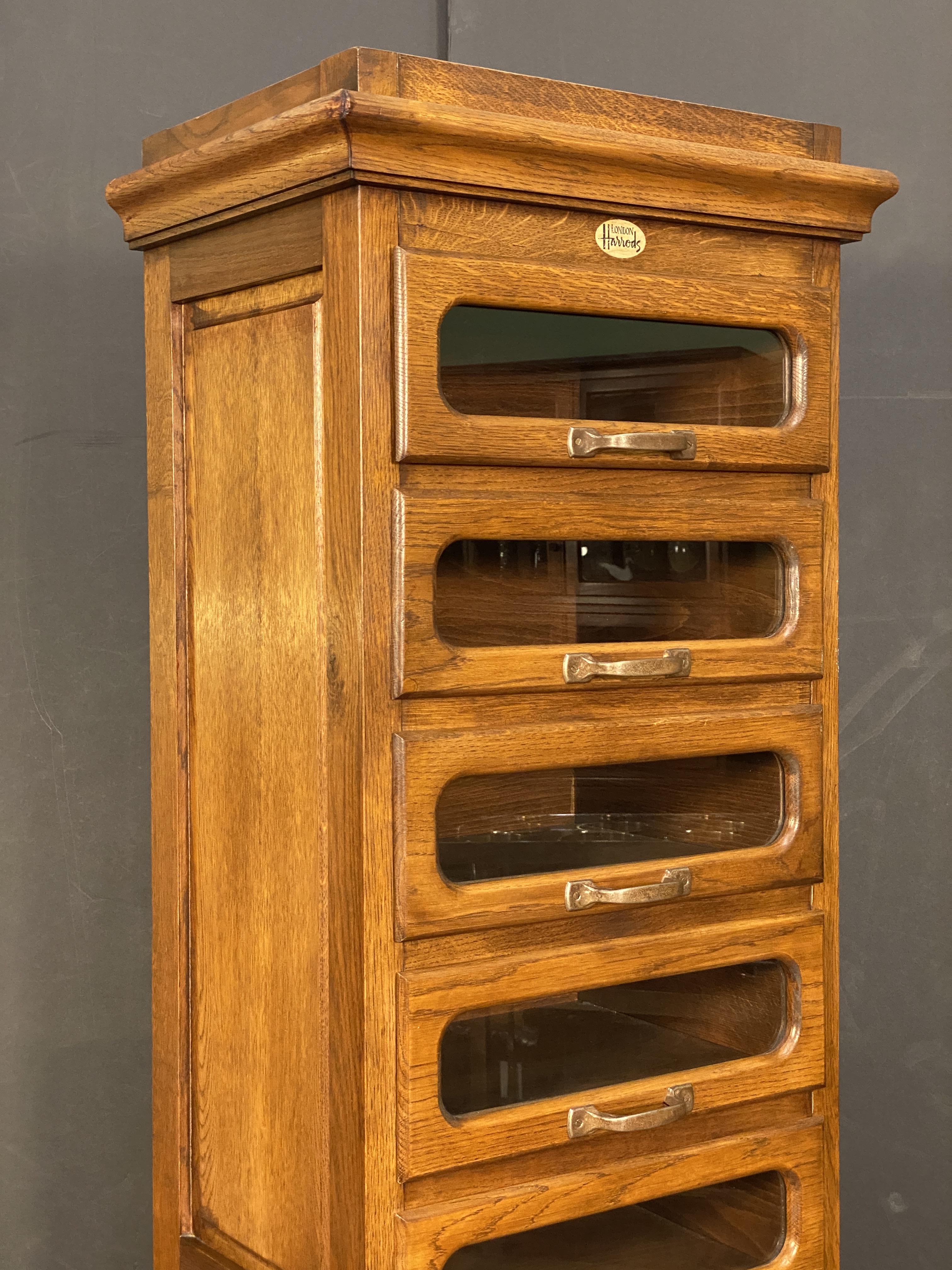 ff214_single_haberdasher_cabinet_42