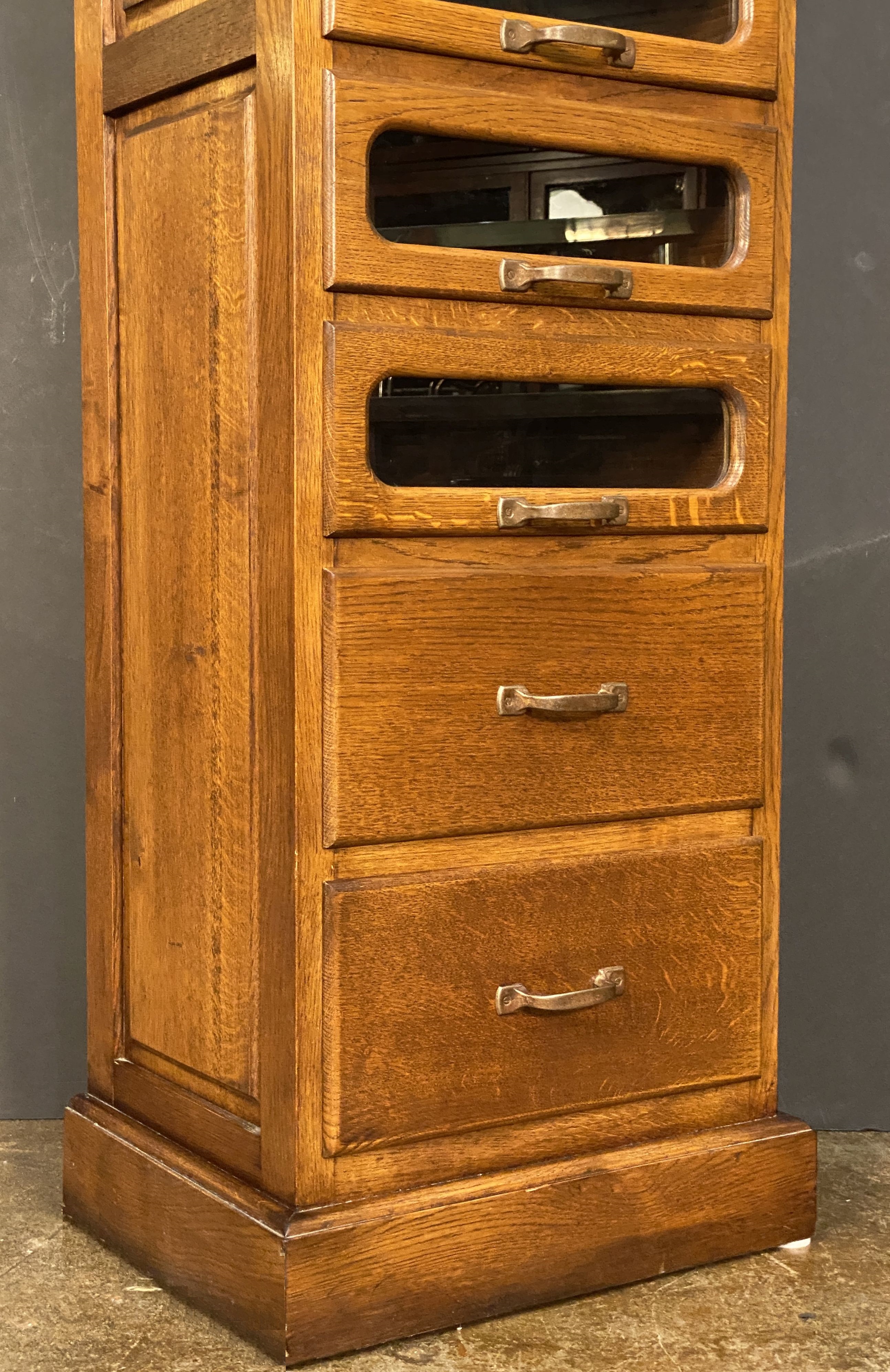 ff214_single_haberdasher_cabinet_43