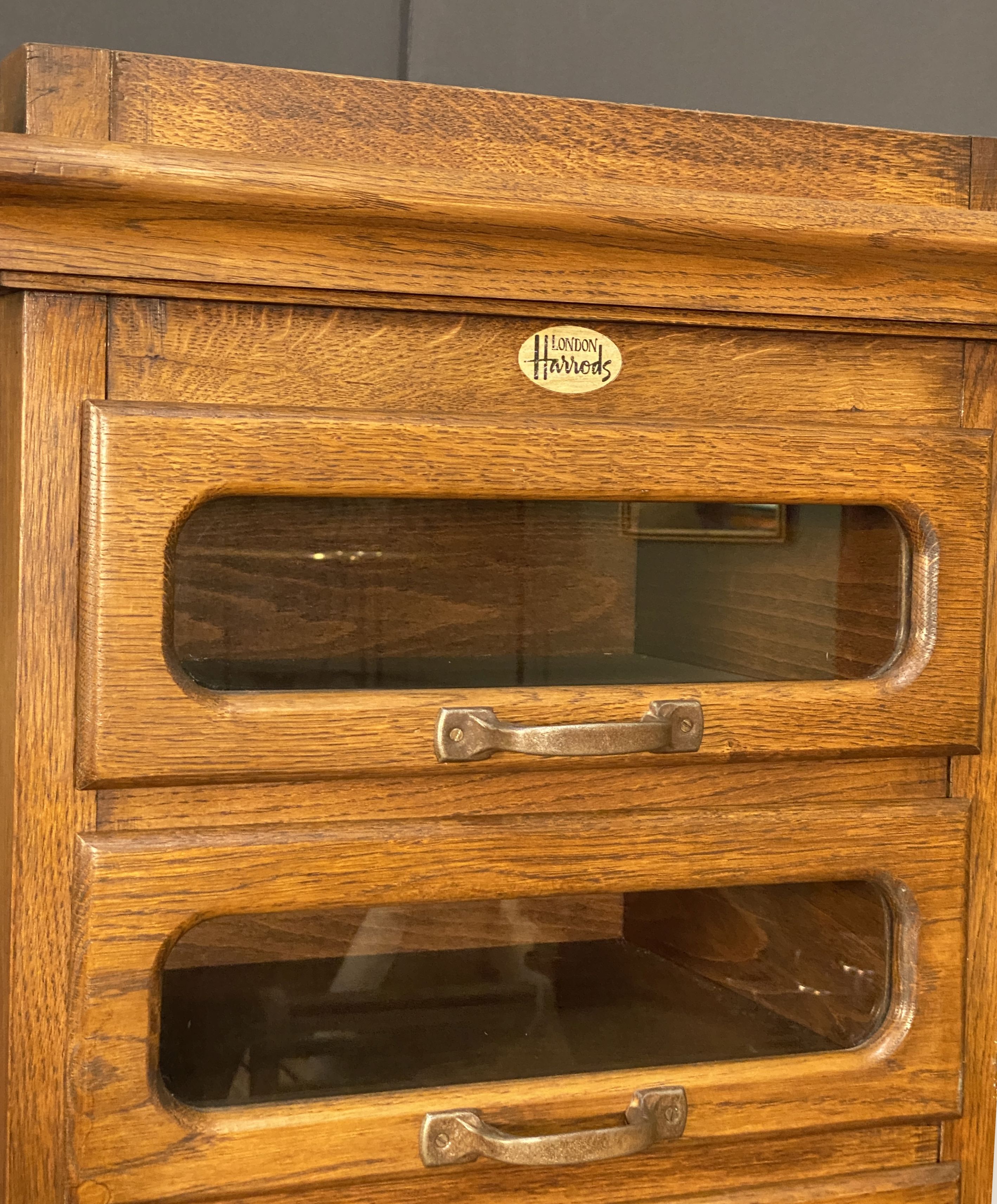 ff214_single_haberdasher_cabinet_62