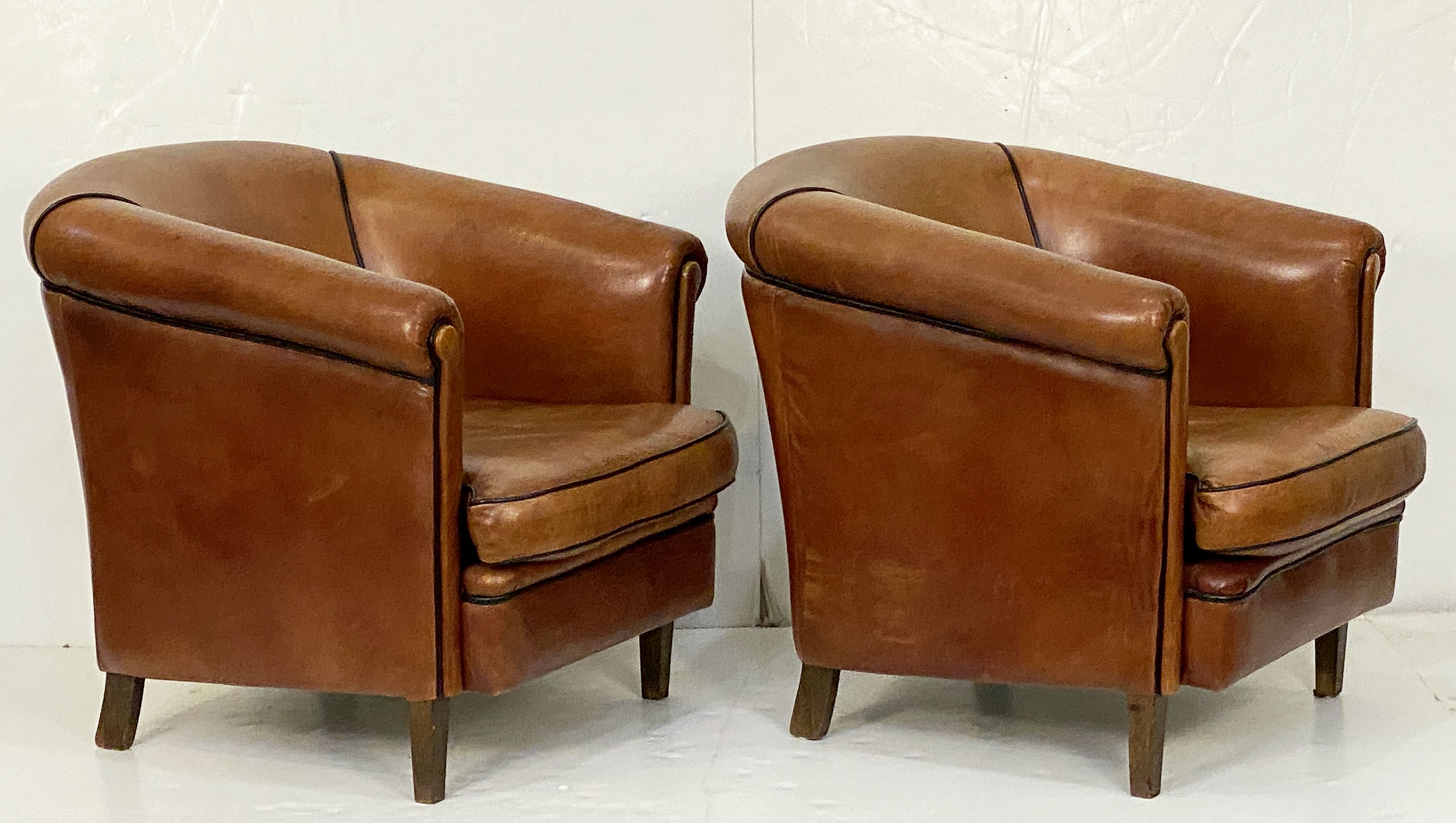 ff218_pair_of_arm_chairs_34