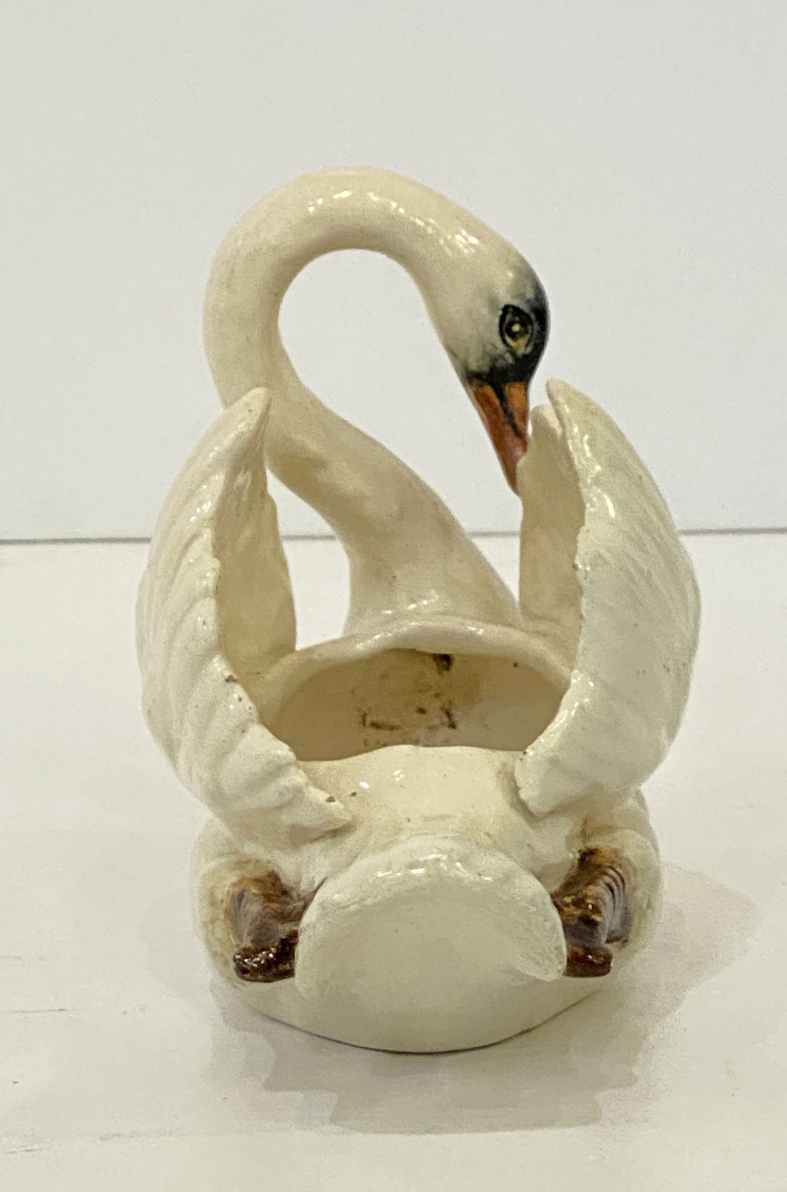 ff227_small_white_ceramic_swan_by_massier_9