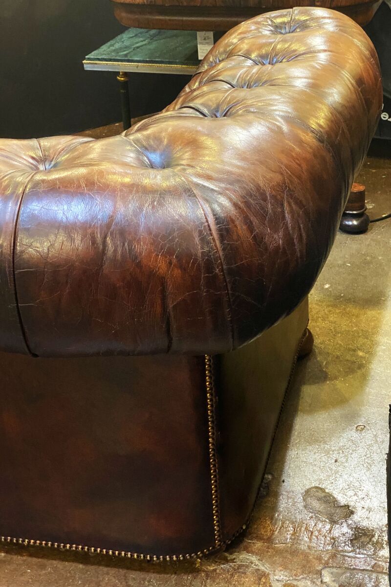 ff503_edwardian_leather_chesterfield_sofa__19