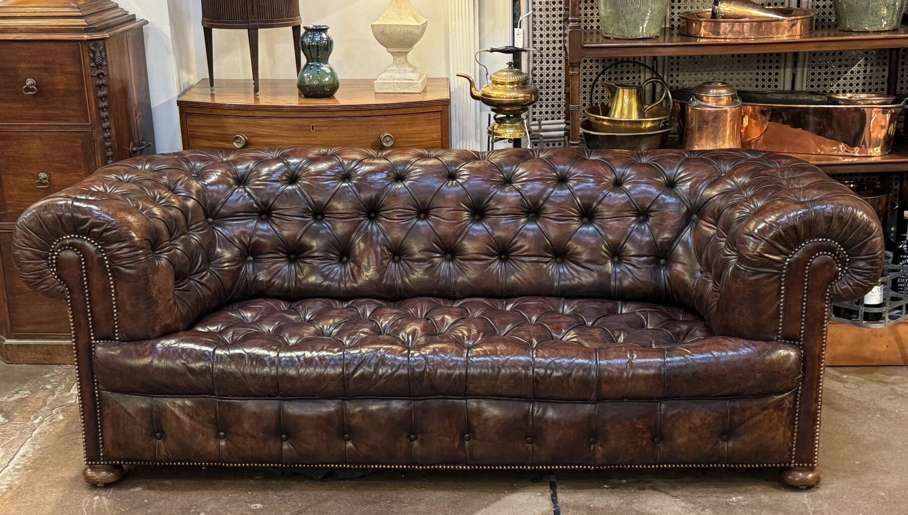 ff503_edwardian_leather_chesterfield_sofa__25