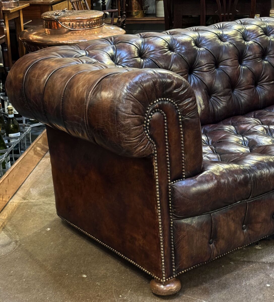 ff503_edwardian_leather_chesterfield_sofa__28