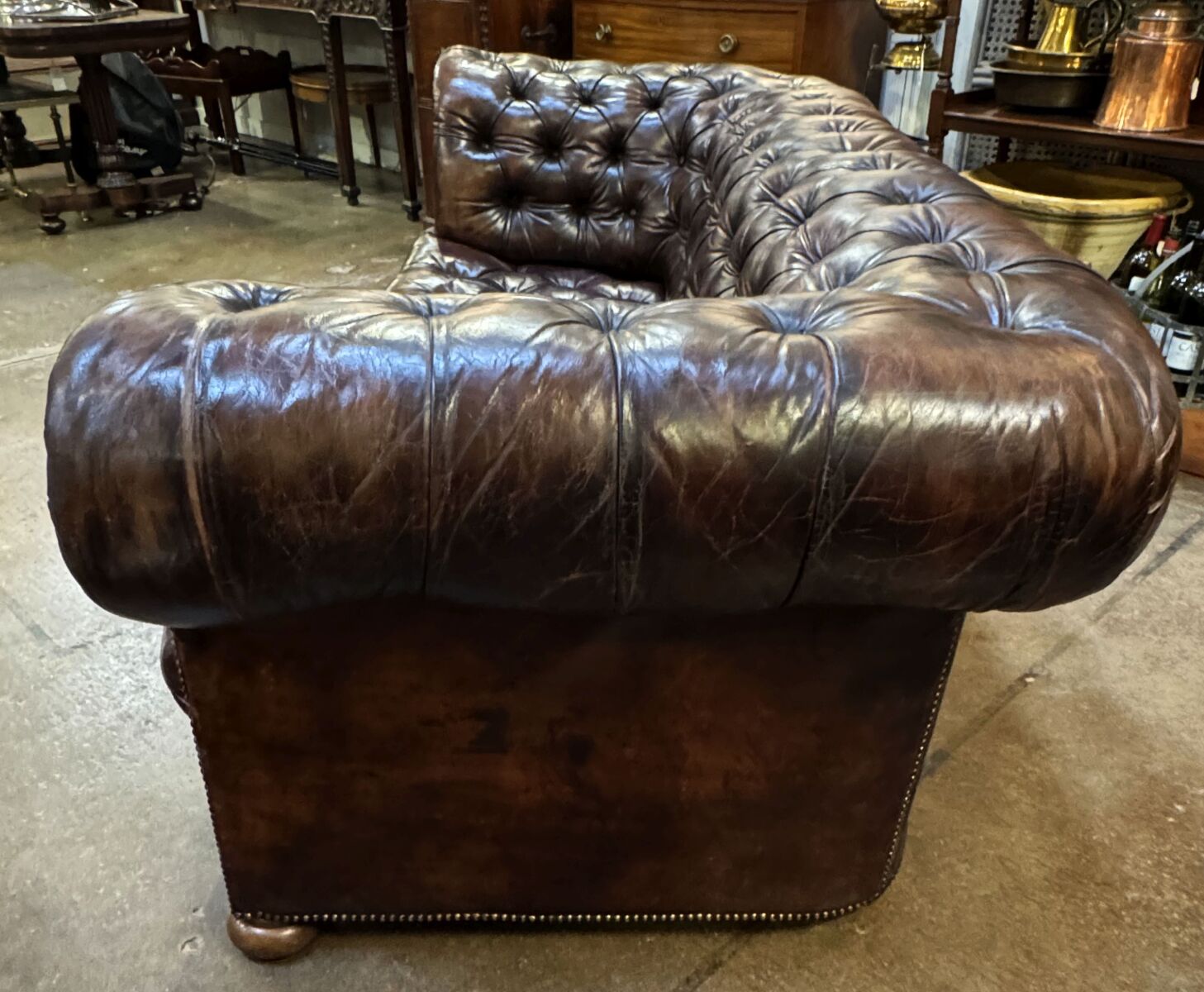 ff503_edwardian_leather_chesterfield_sofa__29