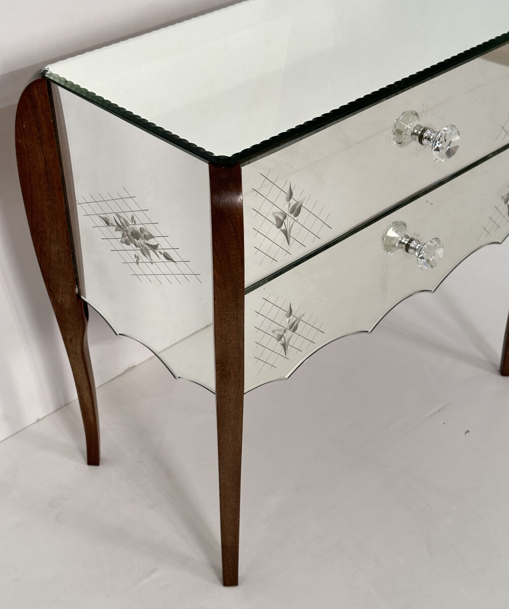 ff505_mirrored_cabinet_6