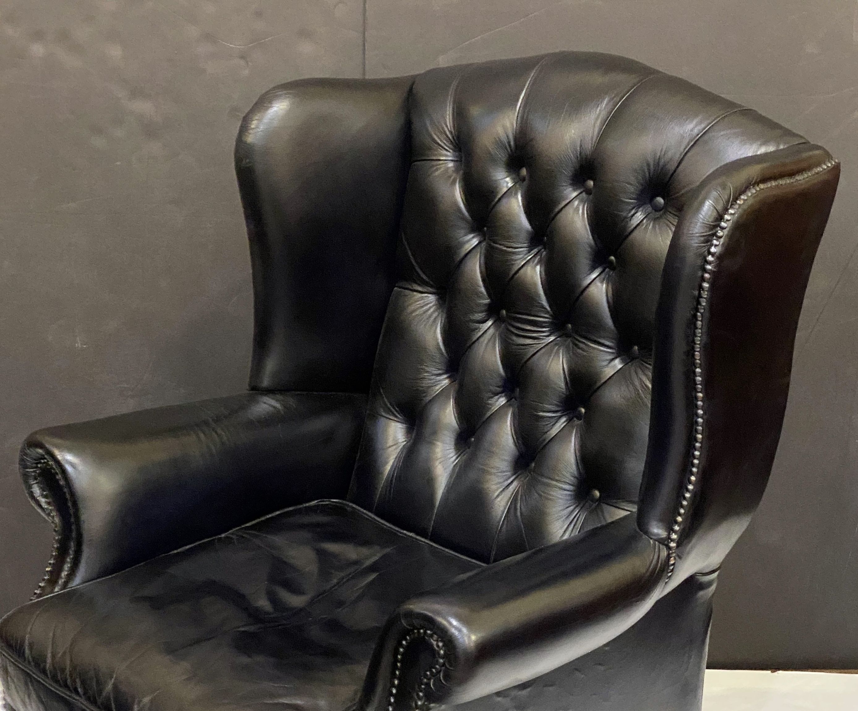 ff517_black_wing_chair_60_copy