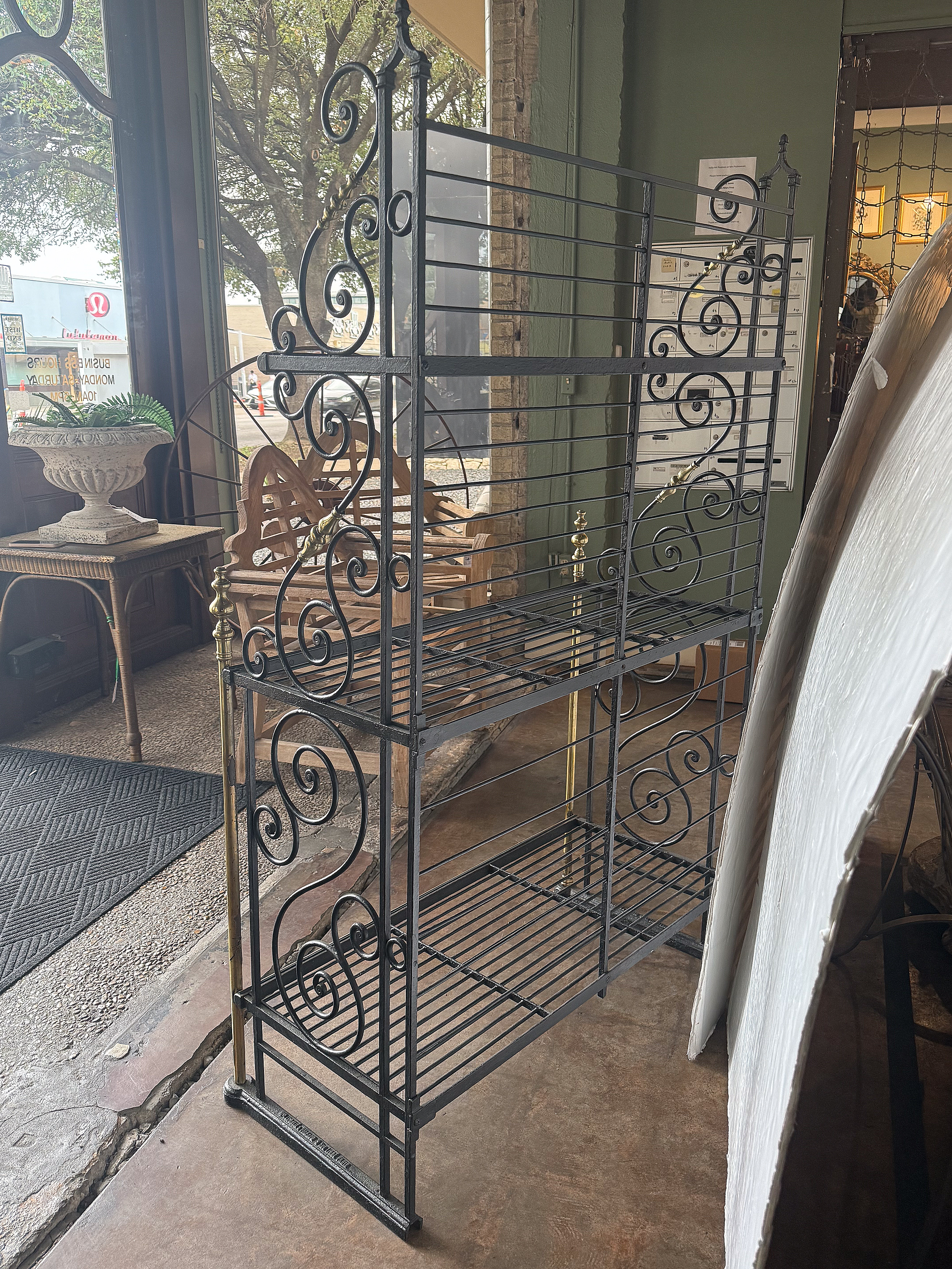 ff543_boulangerie_rack_007_1056992348