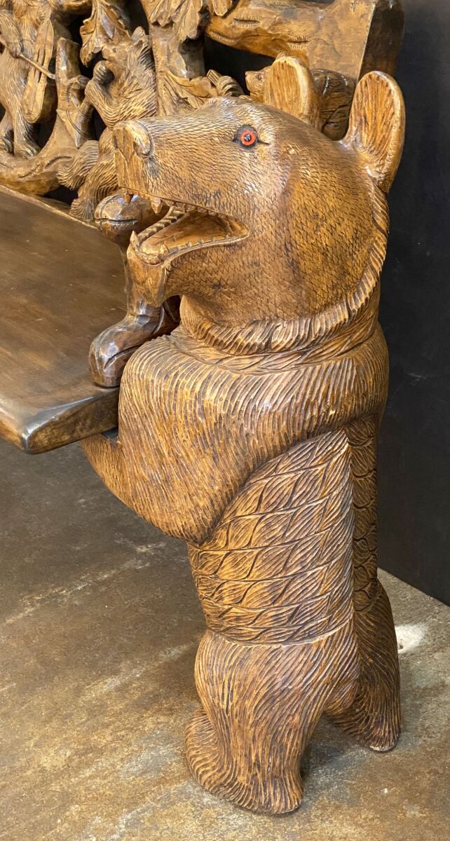 ff603_hand_carved_black_forest_bench_with_bear_musicians_33