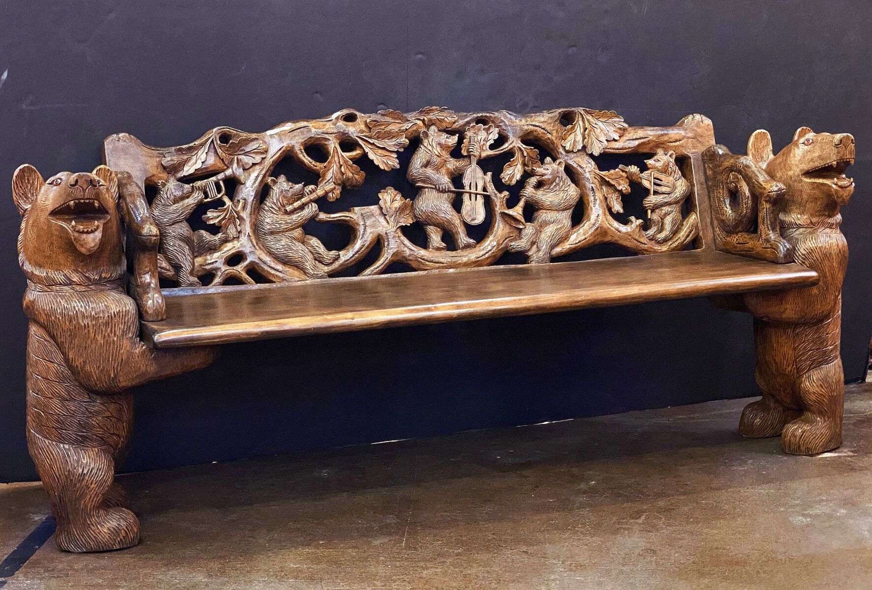 ff603_hand_carved_black_forest_bench_with_bear_musicians_48_copy