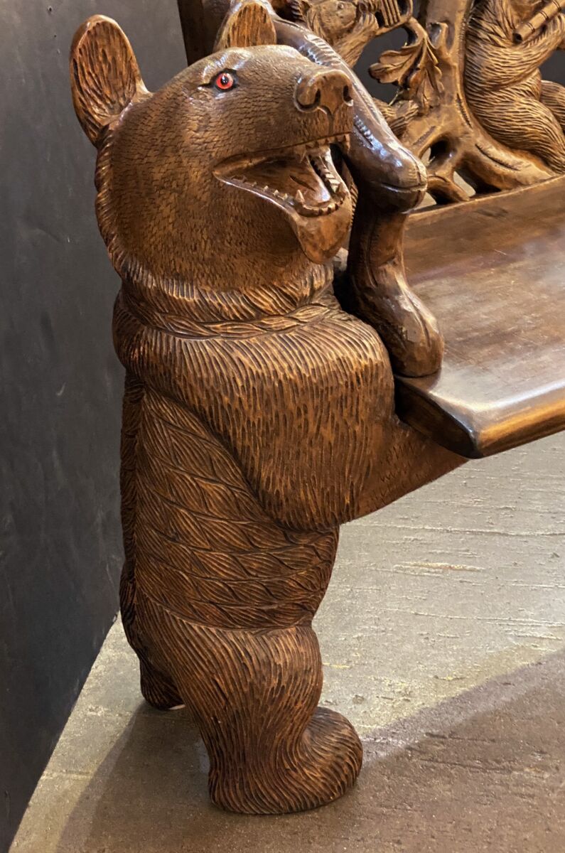 ff603_hand_carved_black_forest_bench_with_bear_musicians_8_copy