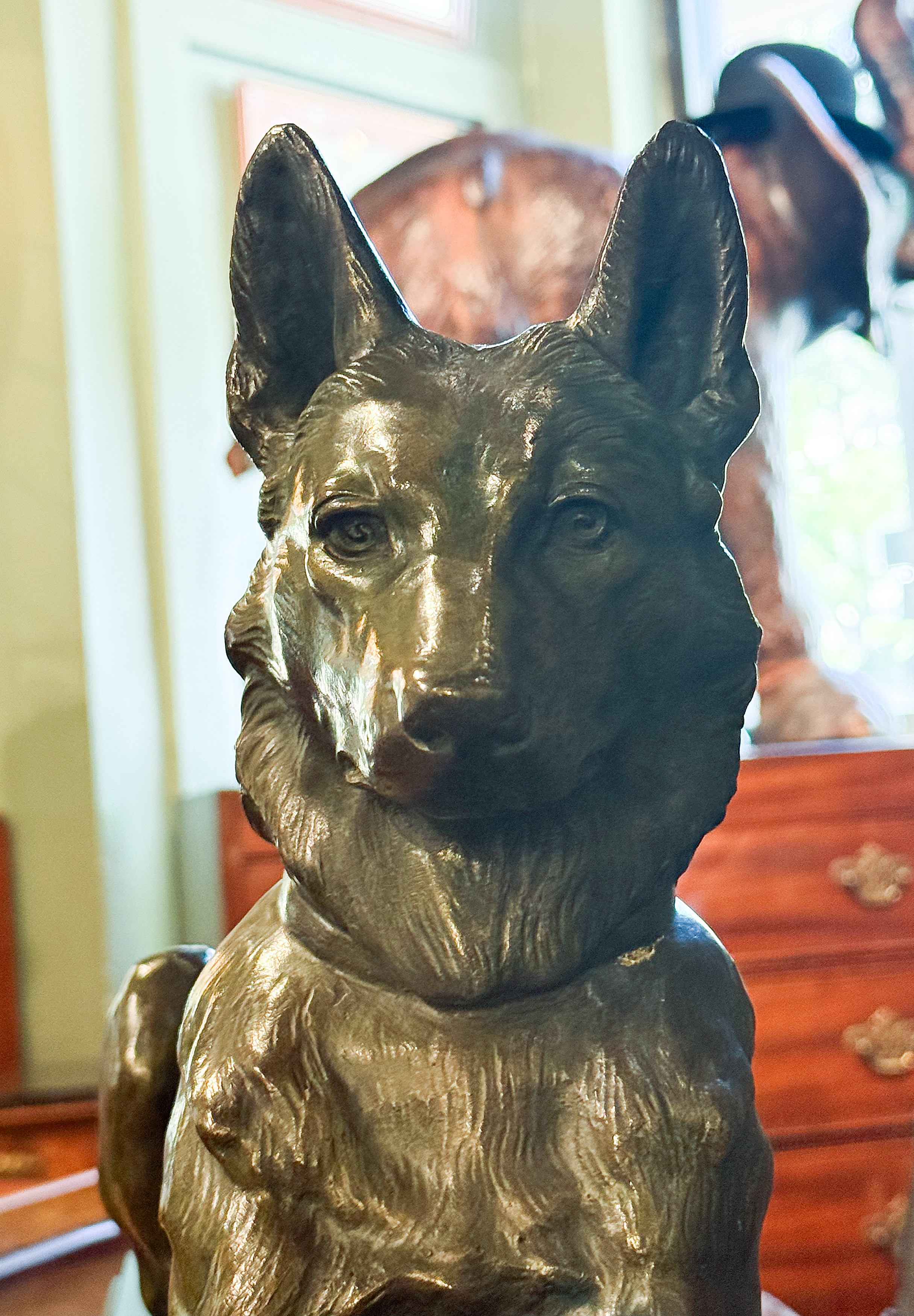 ff651_dog_sculpture_008