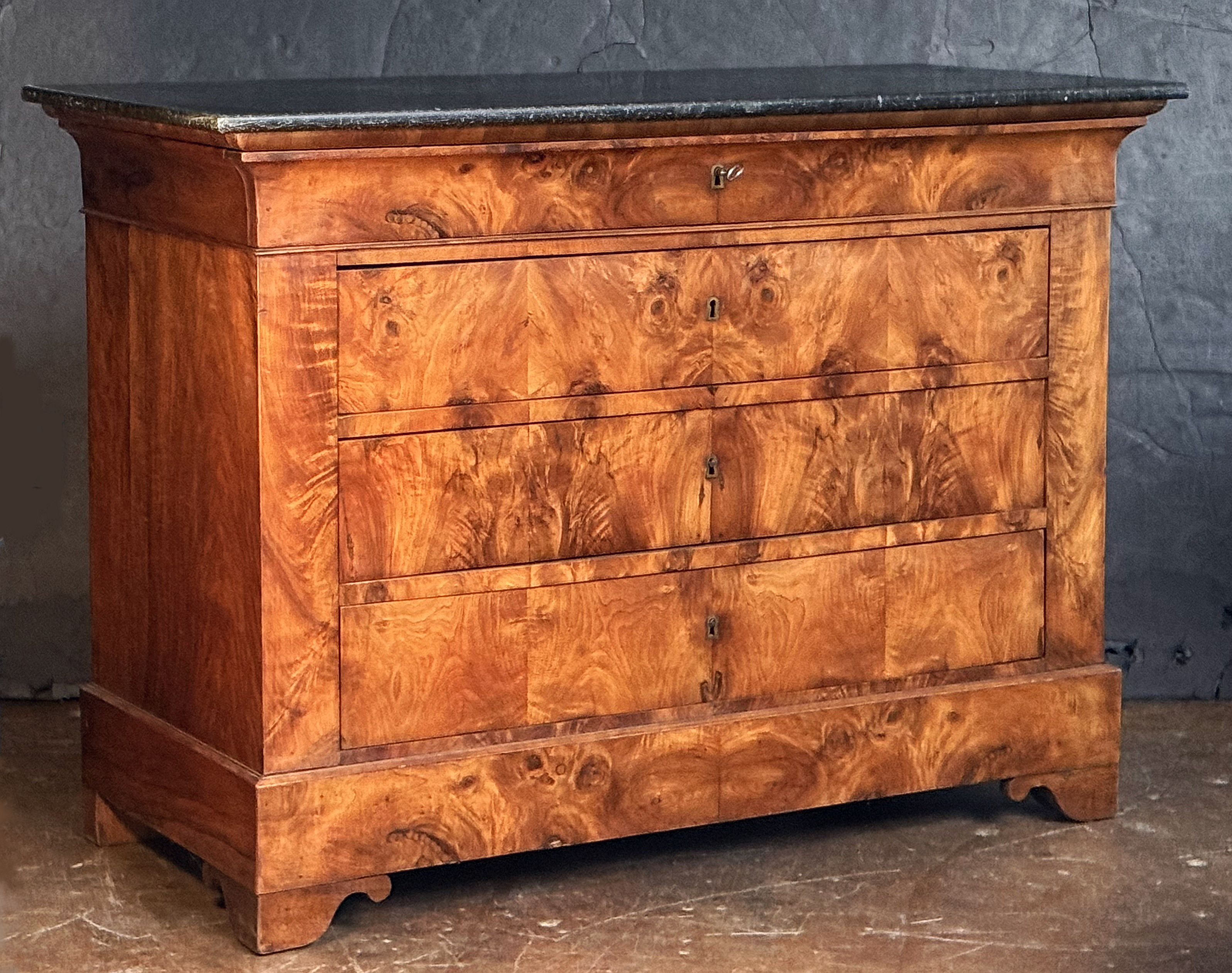 ff667_commode_with_marble_top__8