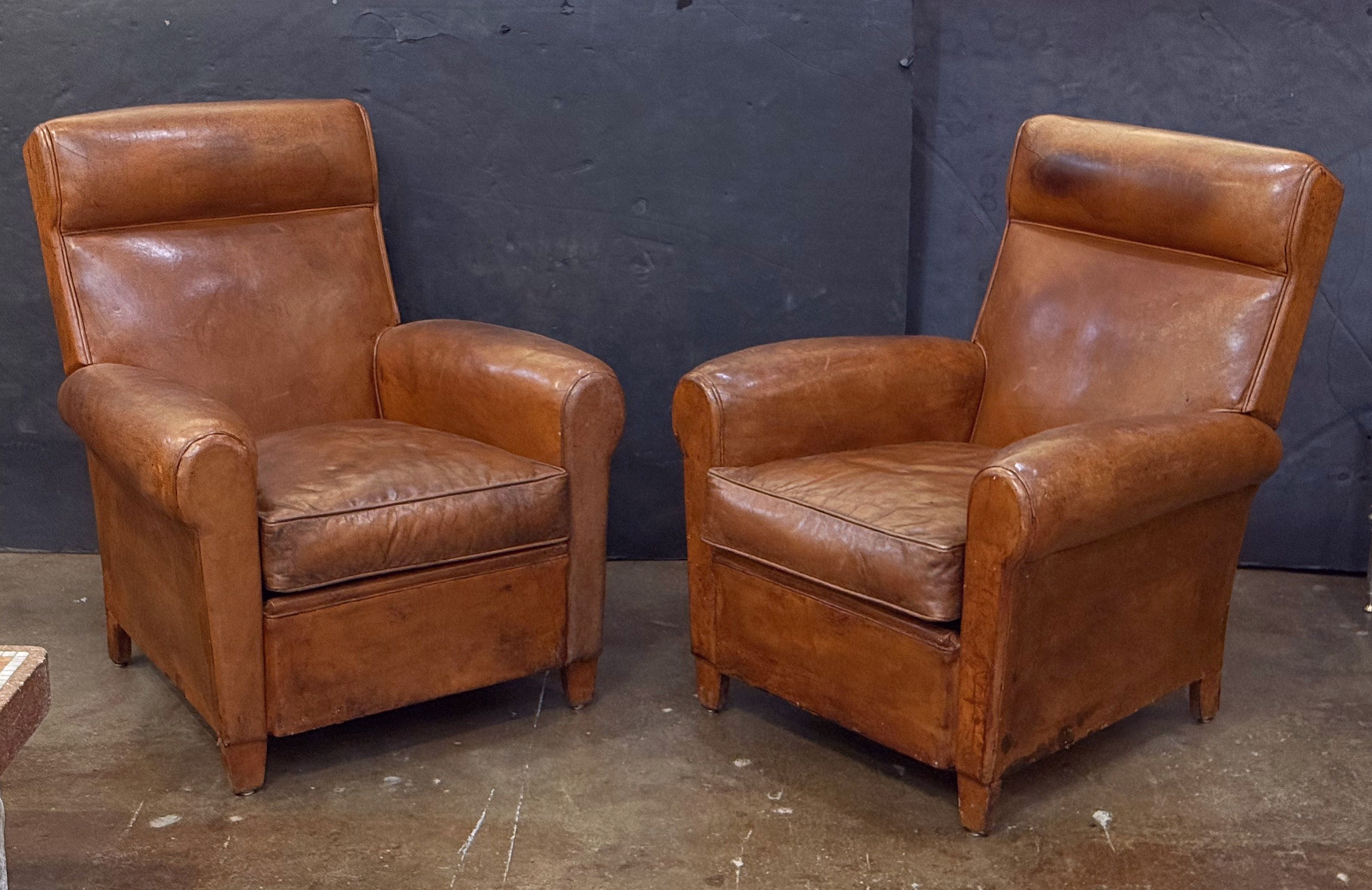 gg003_pair_of_leather_club_chairs_33_copy