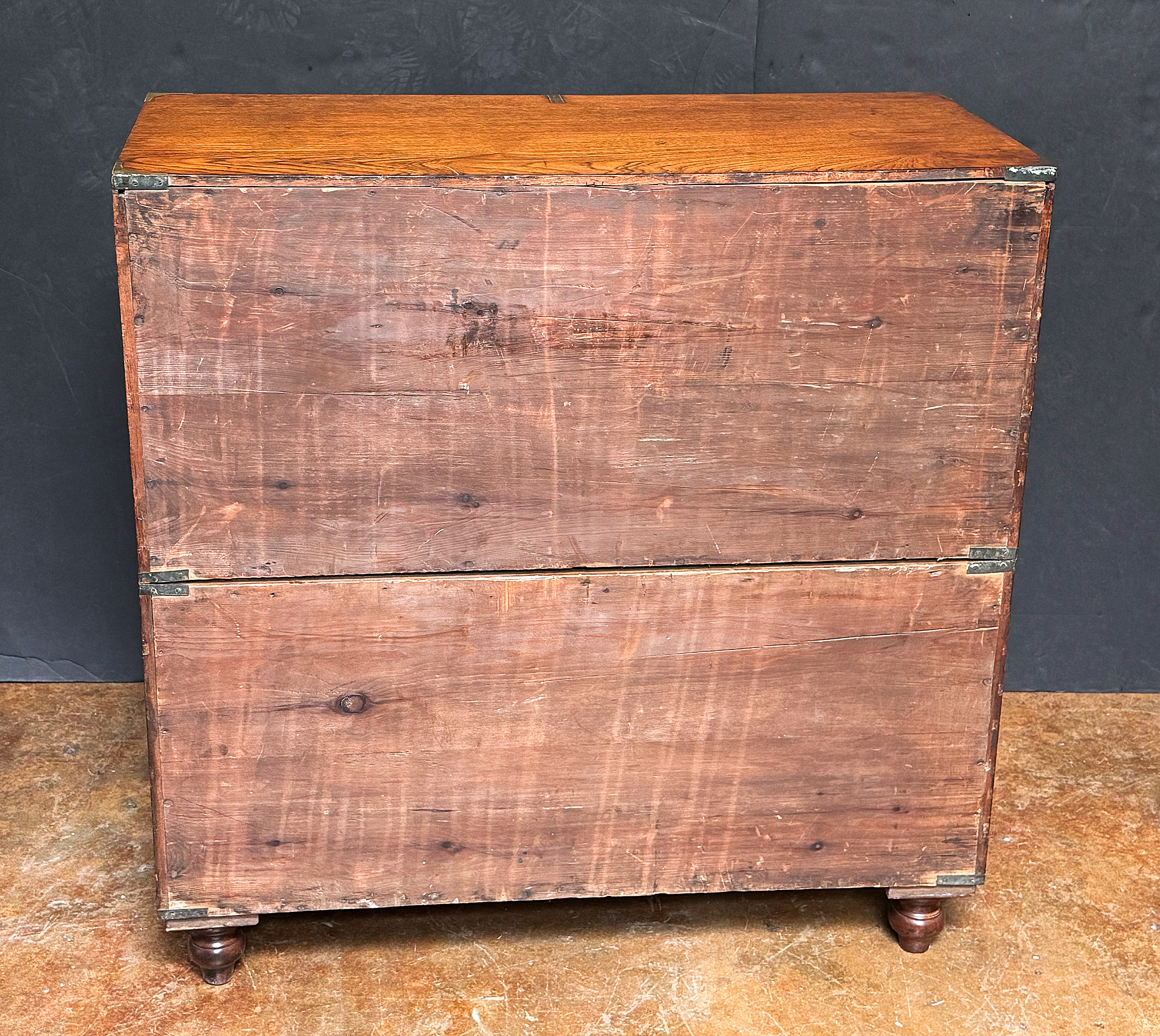 gg046_military_campaign_chest_13