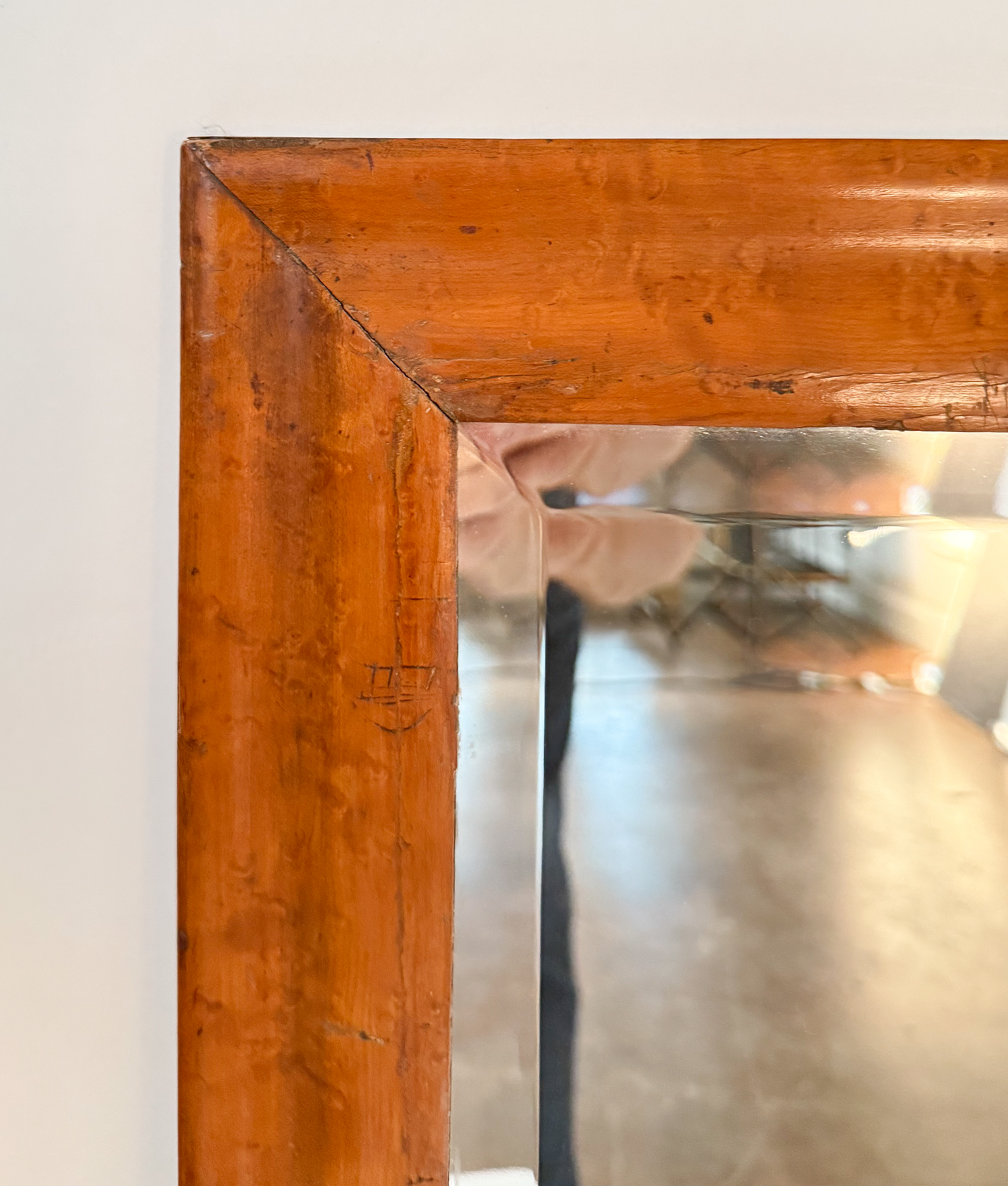 gg049_large_framed_beveled_mirror_03