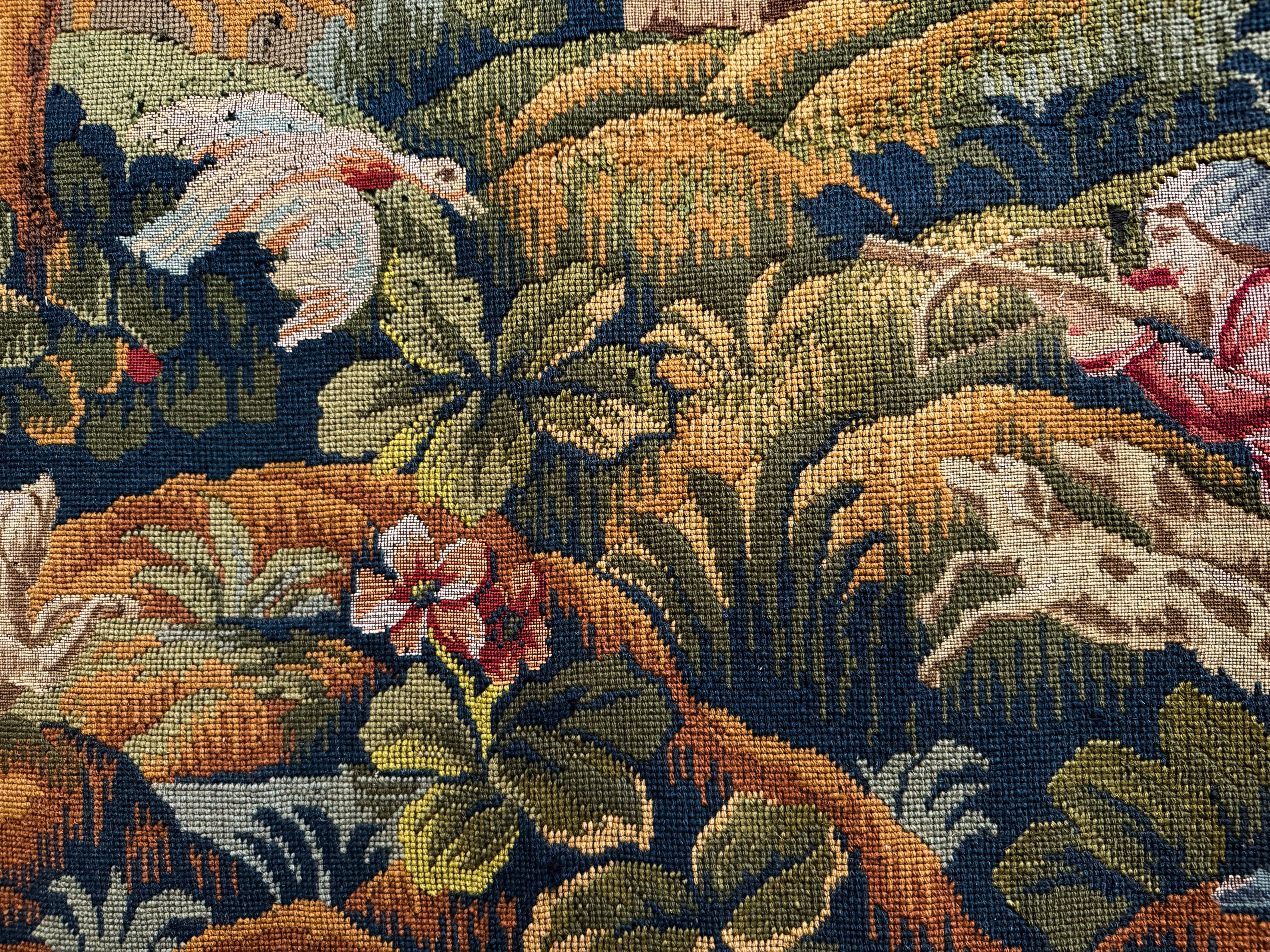 gg190_tapestry_002