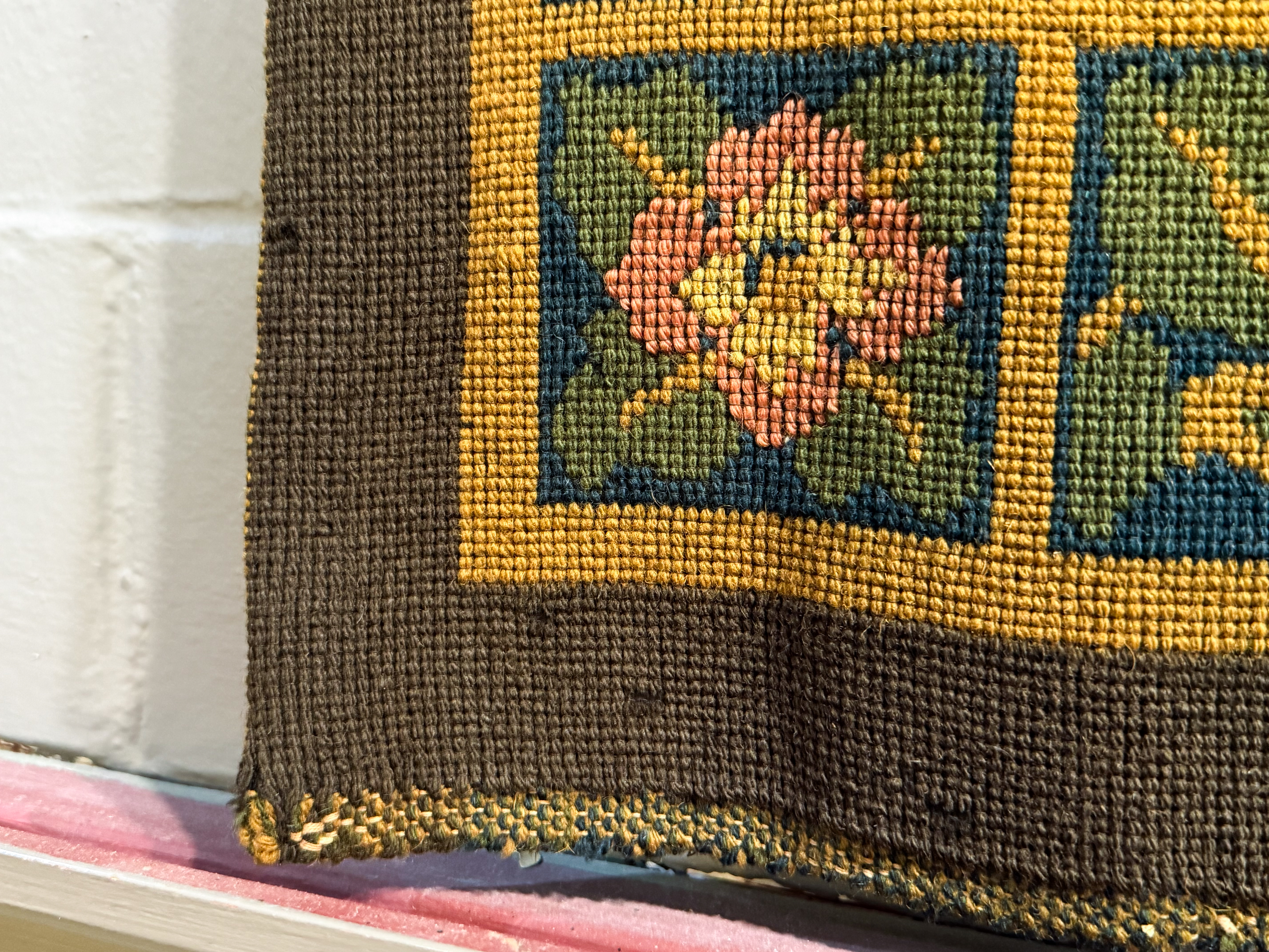 gg190_tapestry_005