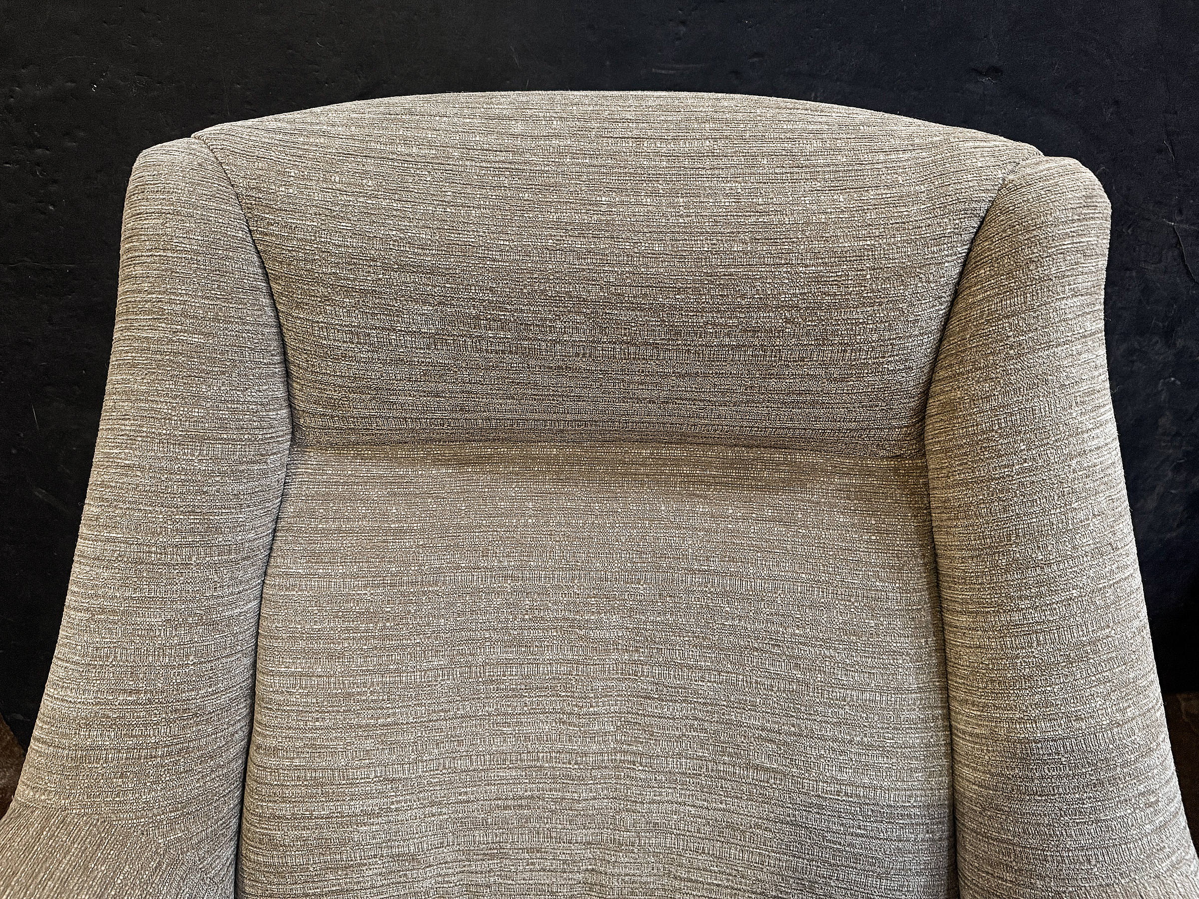 gg206a_italian_upholstered_armchair_06