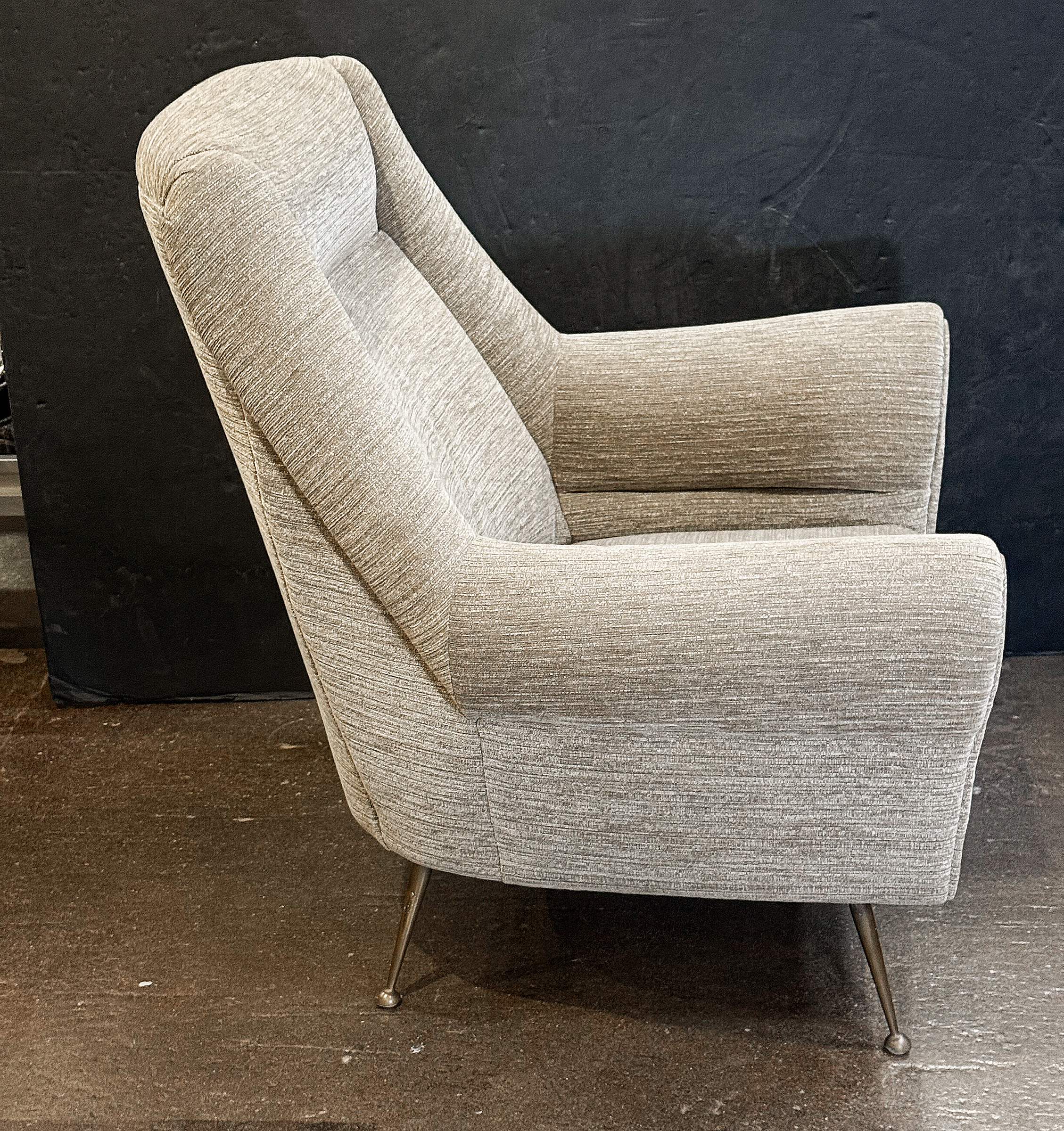 gg206a_italian_upholstered_armchair_08