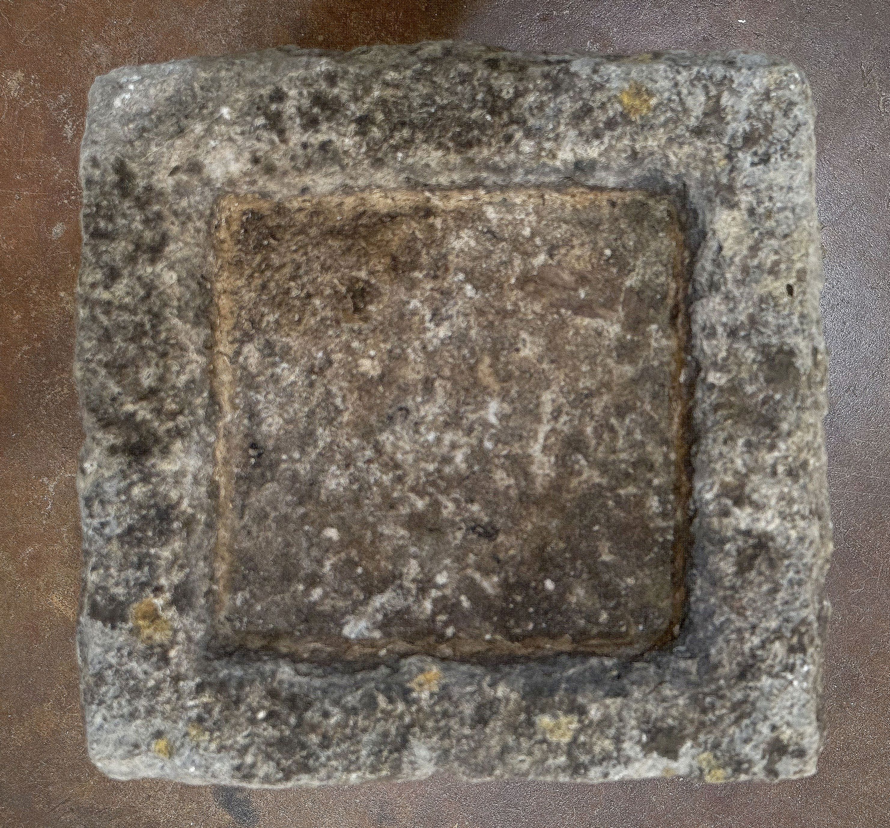 gg209_purbeck_stone_bird_bath_18