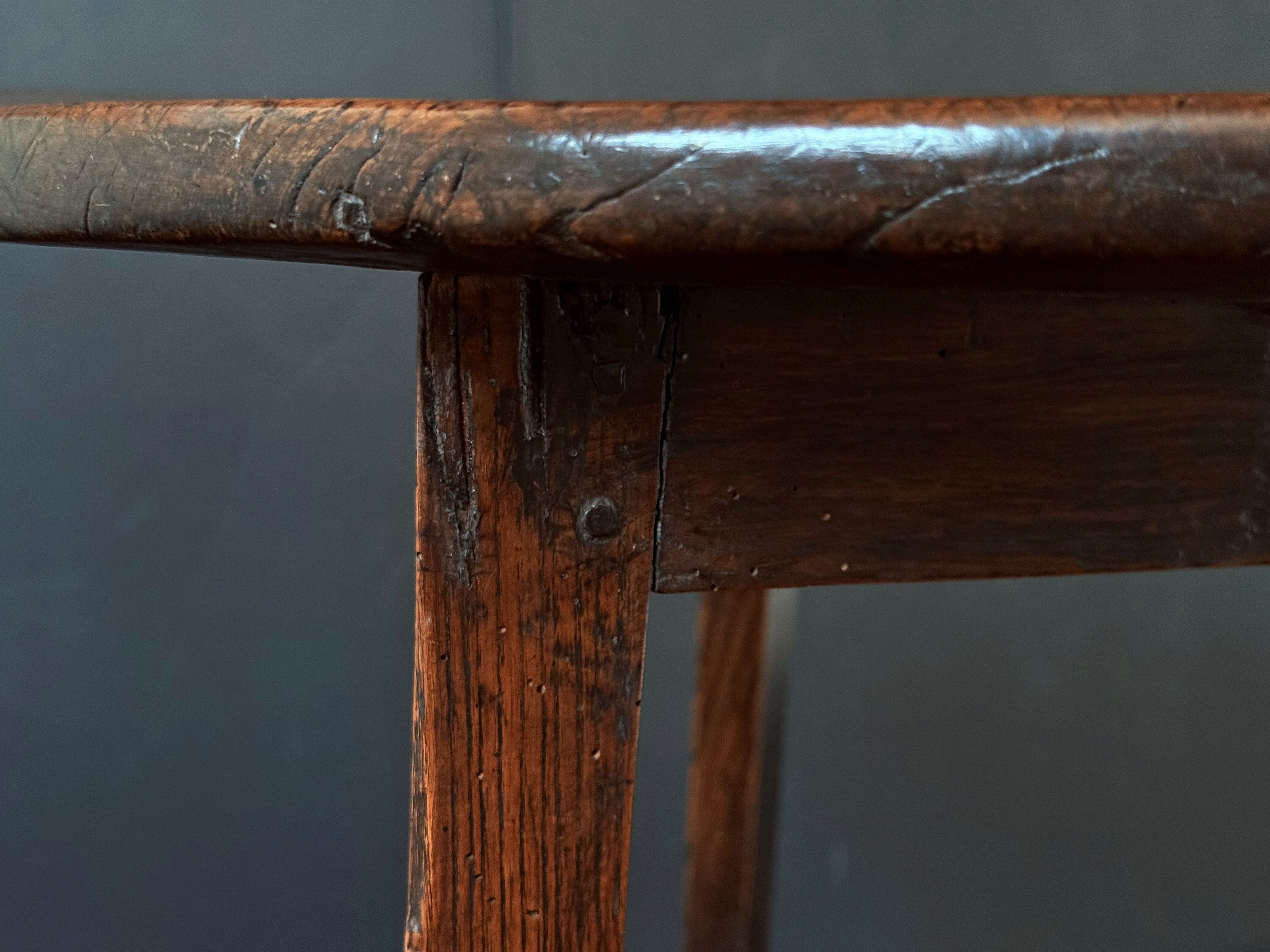 gg221_oak_cricket_table_15_copy_337919549